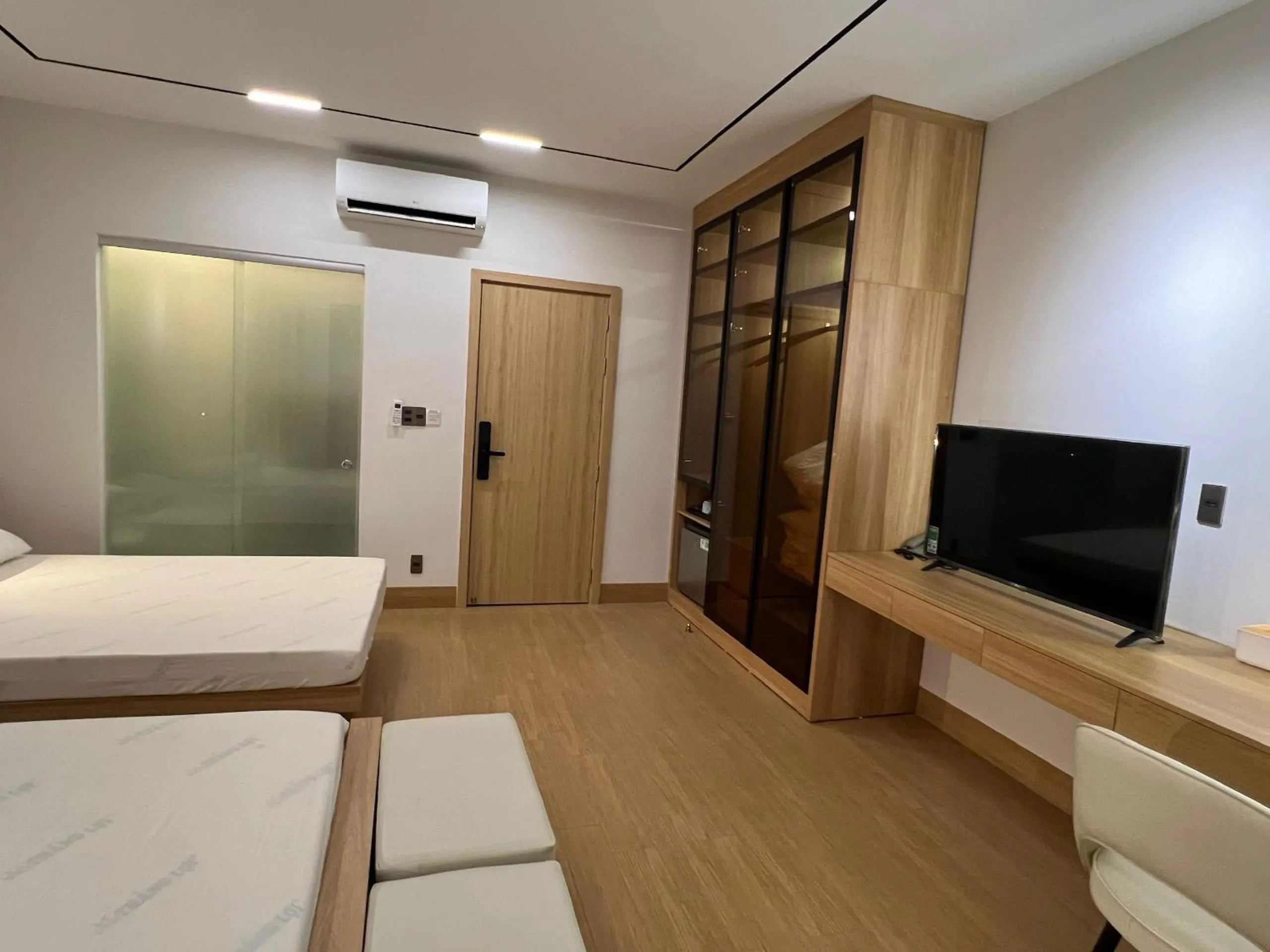 Bedroom, Bed in C&M Hotel