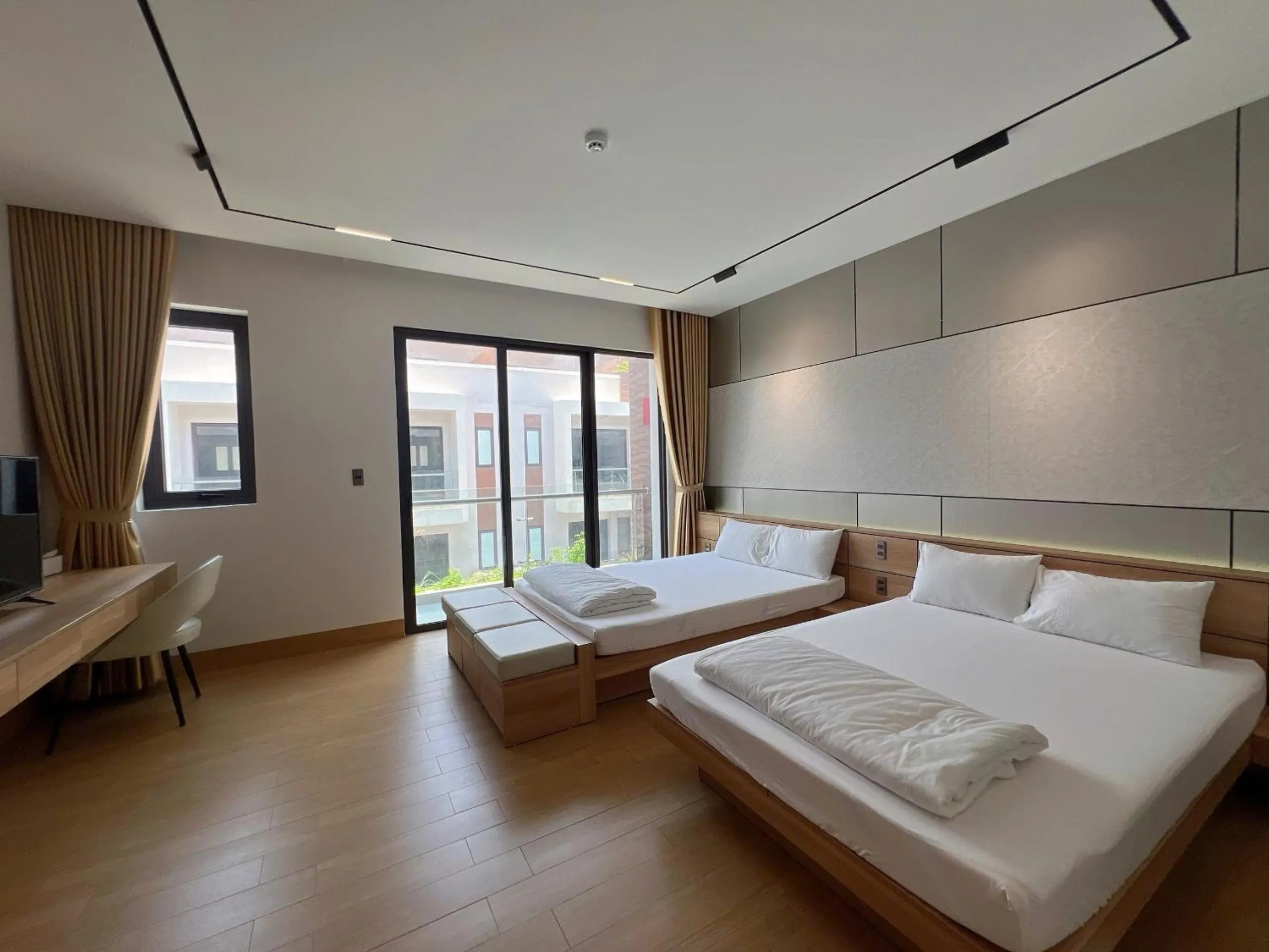 Photo of the whole room, Bed in C&M Hotel