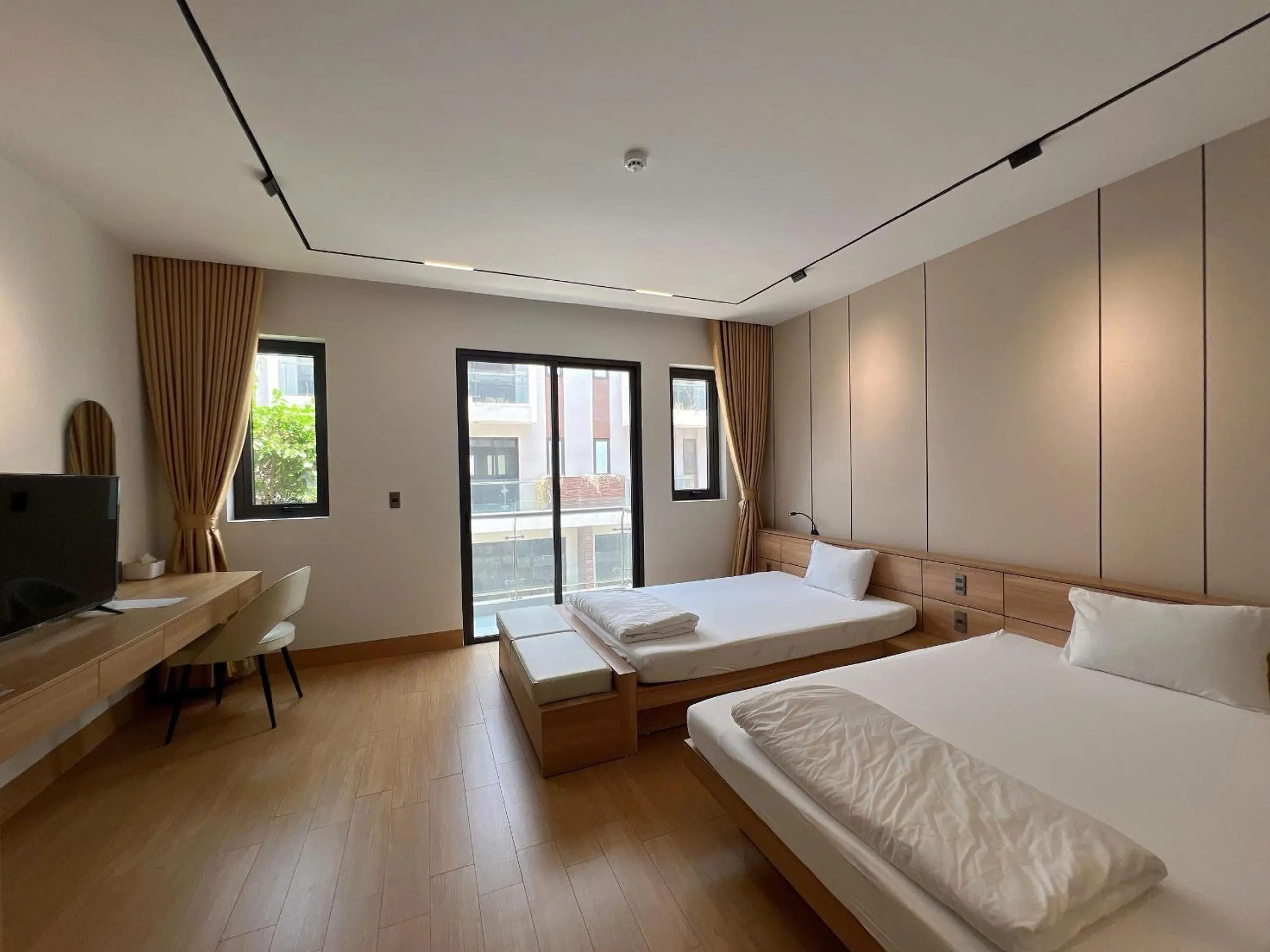 Bedroom, Bed in C&M Hotel