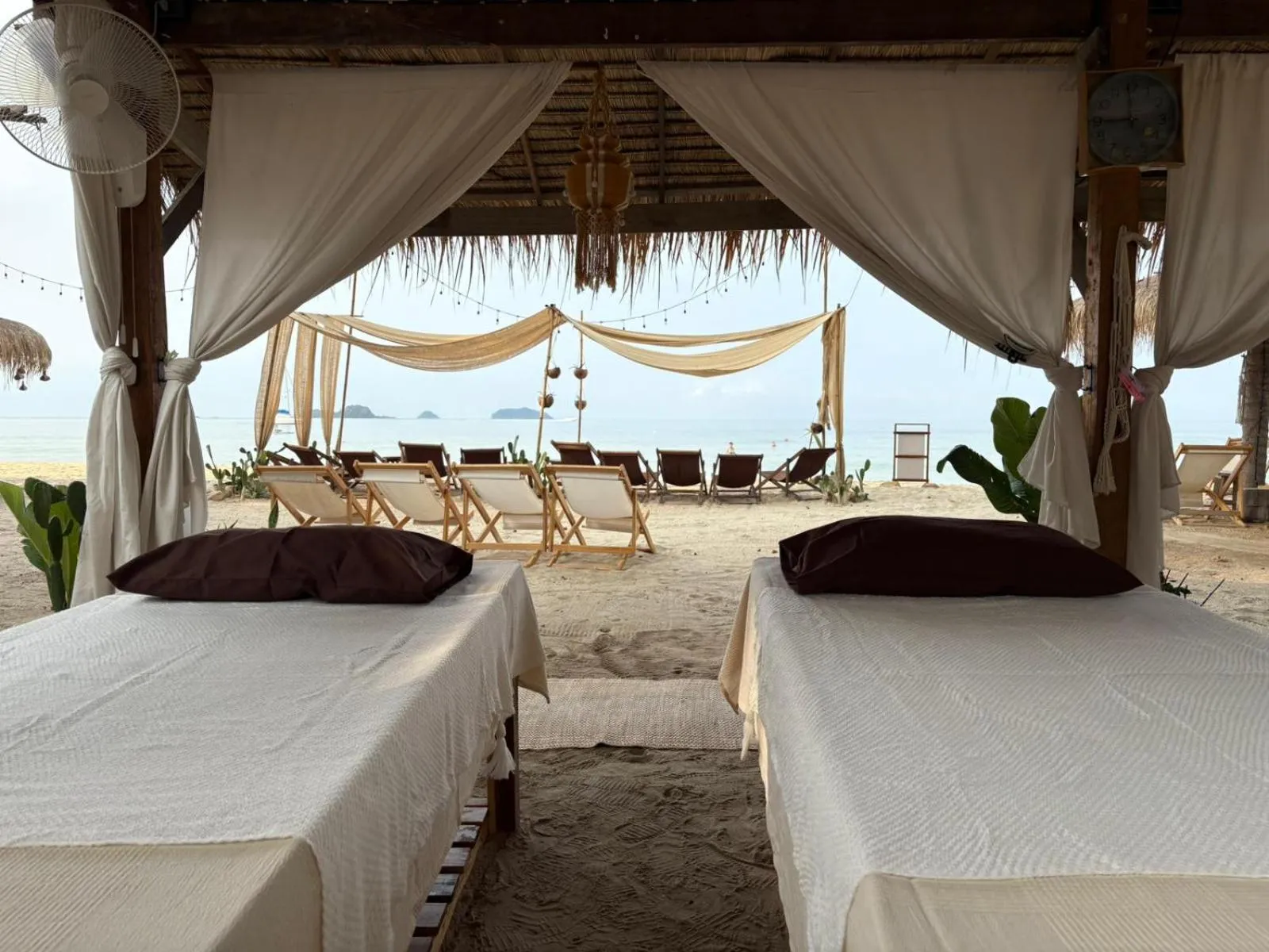 Massage, Bed in The Shore Koh Chang Boutique Resort