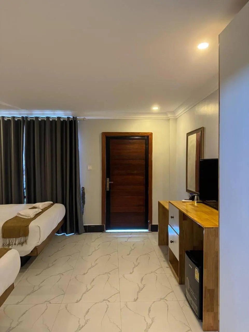 Photo of the whole room, Bed in SAMOT KHSACH RESORT ll