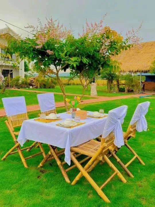 Restaurant/places to eat in SAMOT KHSACH RESORT ll