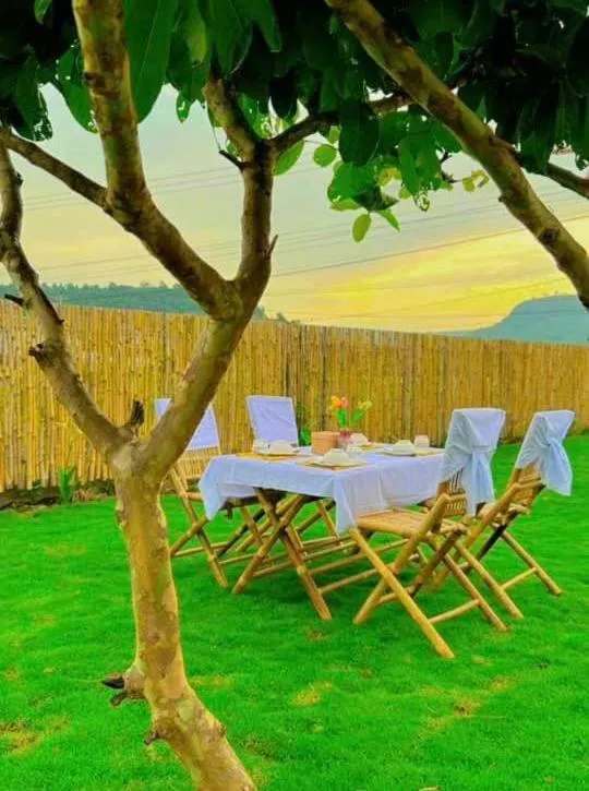 Restaurant/places to eat in SAMOT KHSACH RESORT ll