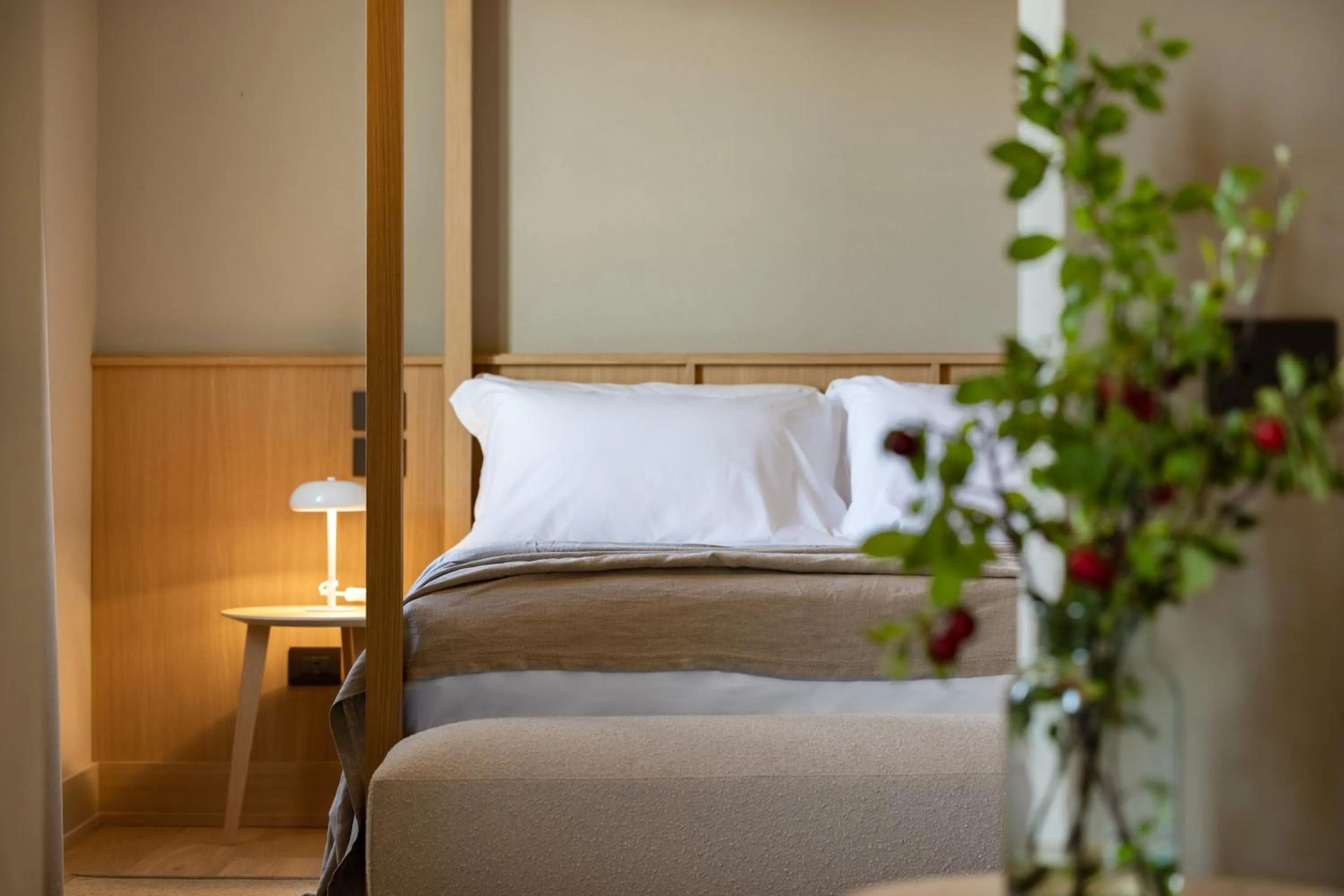 Decorative detail, Bed in Colle Alberti Country House
