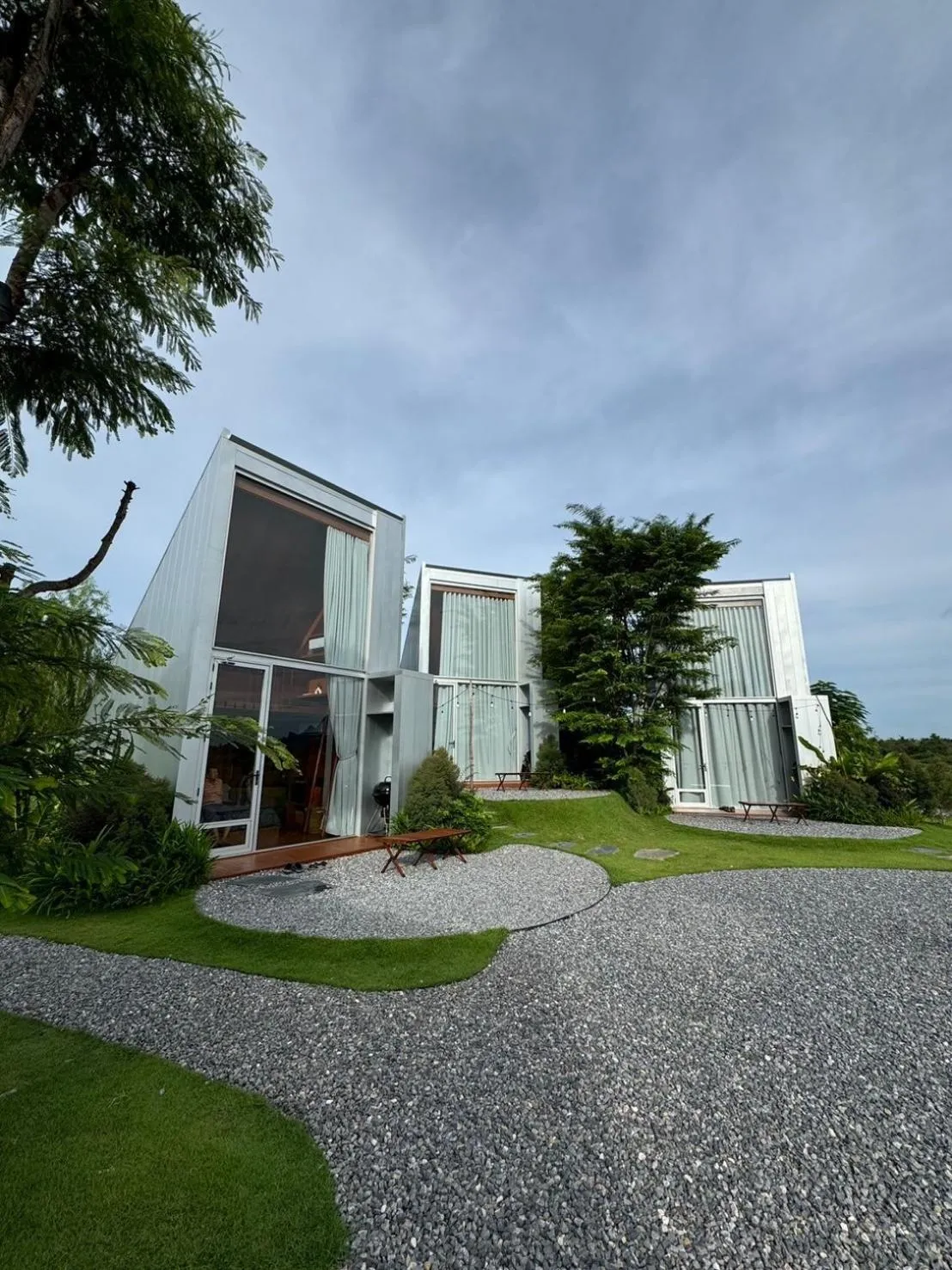 Property building in Pause Pranburi