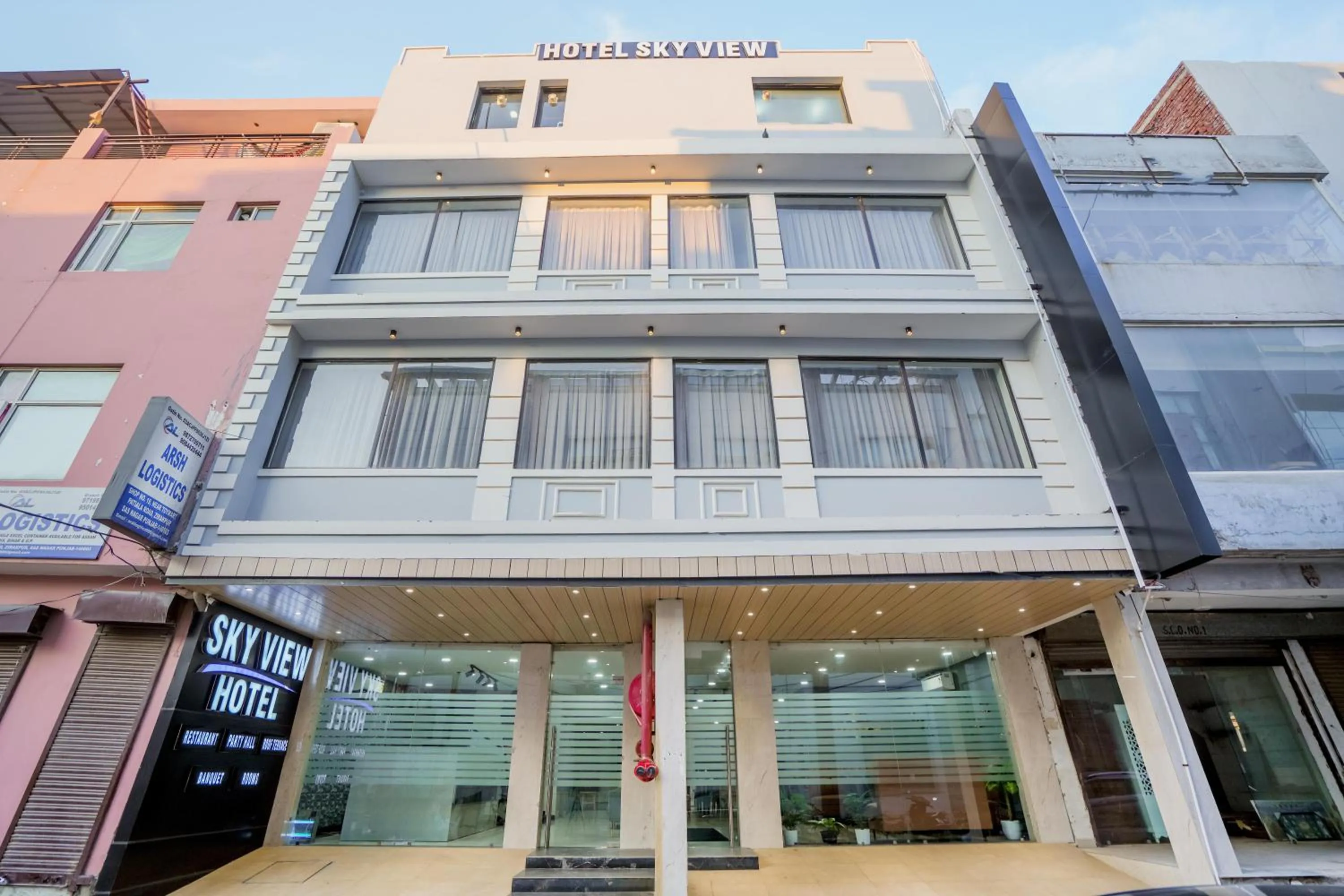 Property building in HOTEL SKY VIEW - Zirakpur, Chandigarh