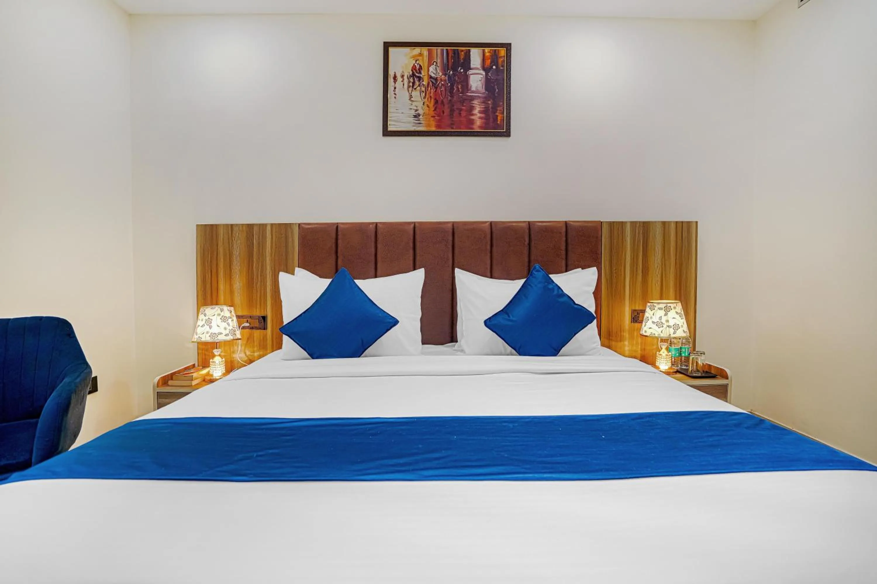 Bed in HOTEL SKY VIEW - Zirakpur, Chandigarh