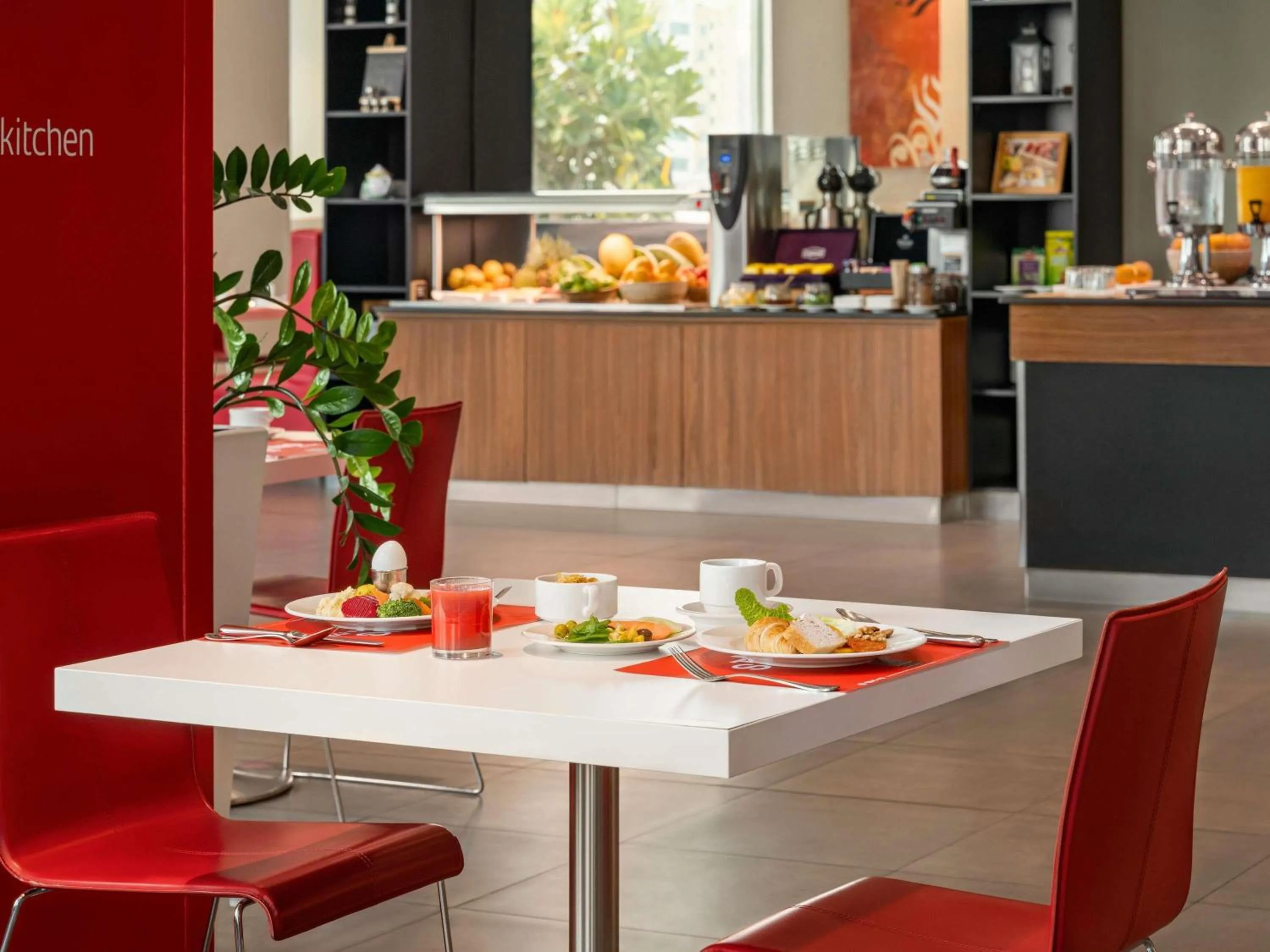 Restaurant/places to eat in ibis Seef Manama