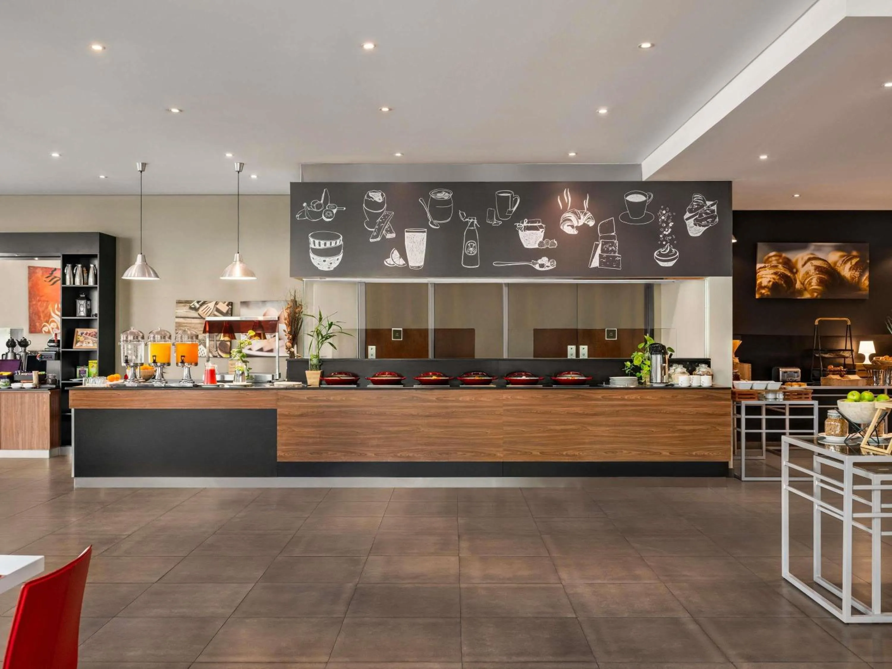 Restaurant/places to eat in ibis Seef Manama