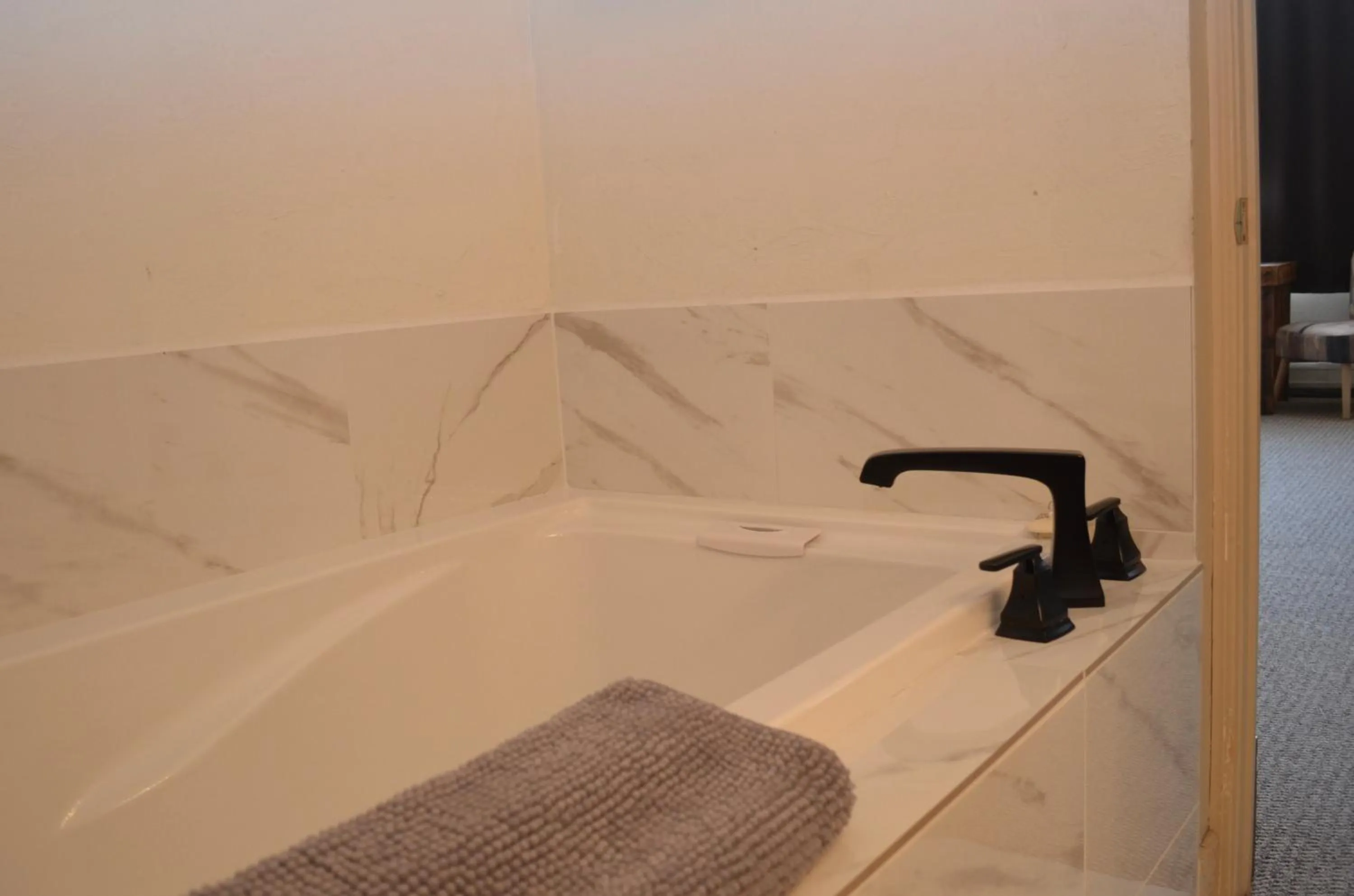 Bathroom in The Ouray Main Street Inn