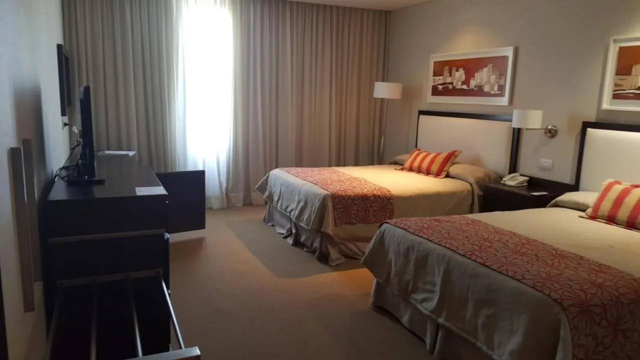 Howard Johnson Hotel Piedras Moras