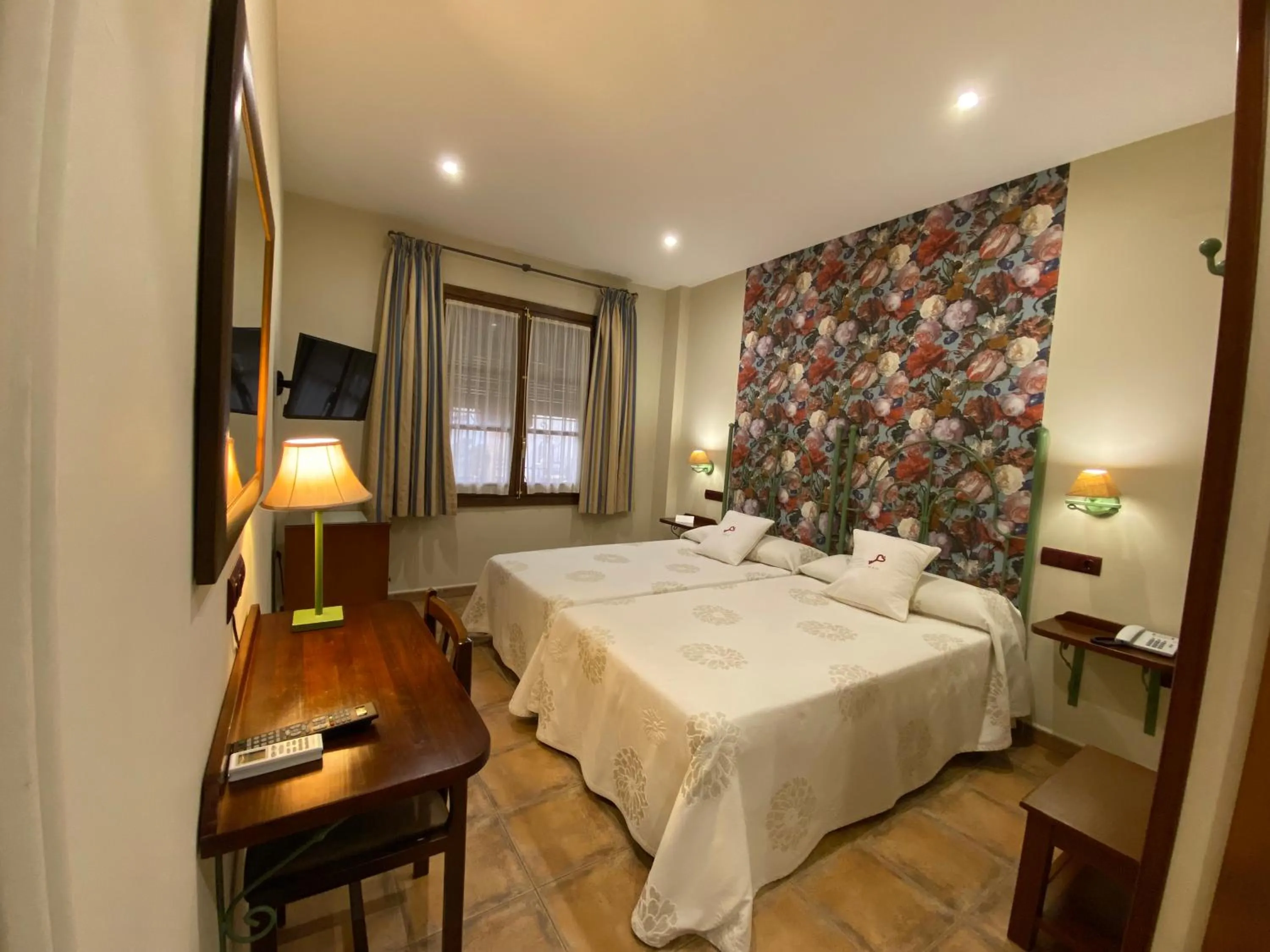 Bed in Hospedium Hotel Retiro del Maestre