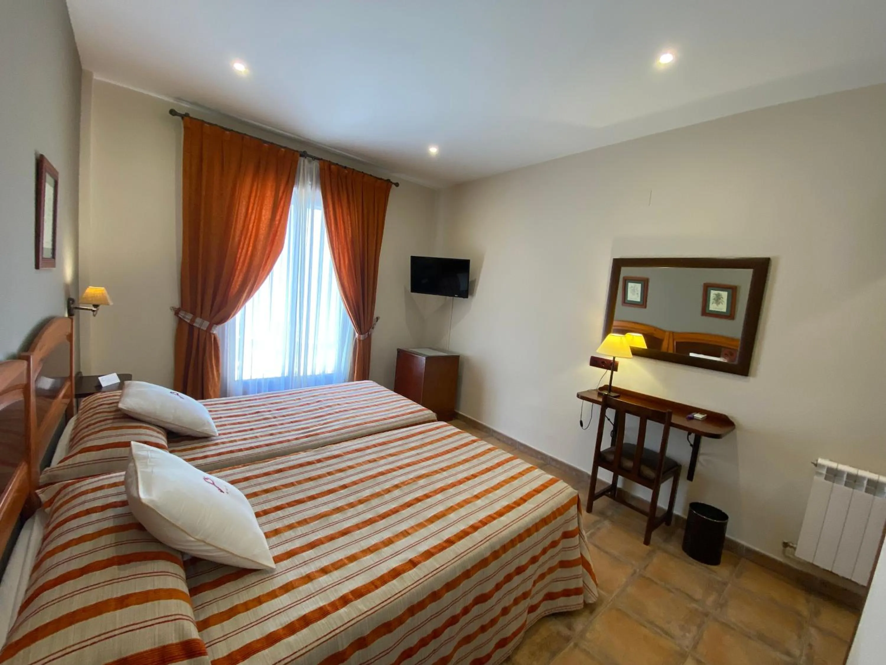 Bed in Hospedium Hotel Retiro del Maestre