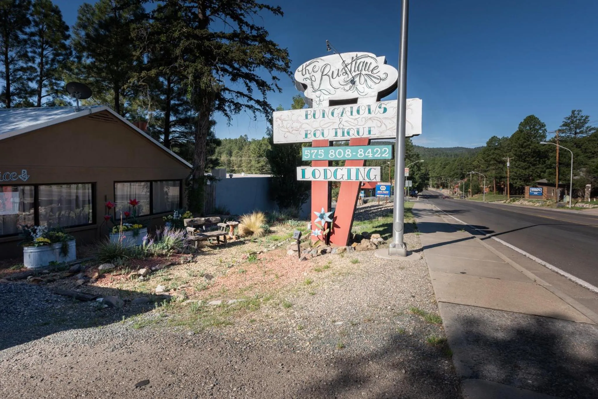 Enchanted Hideaway Cabins and Cottages