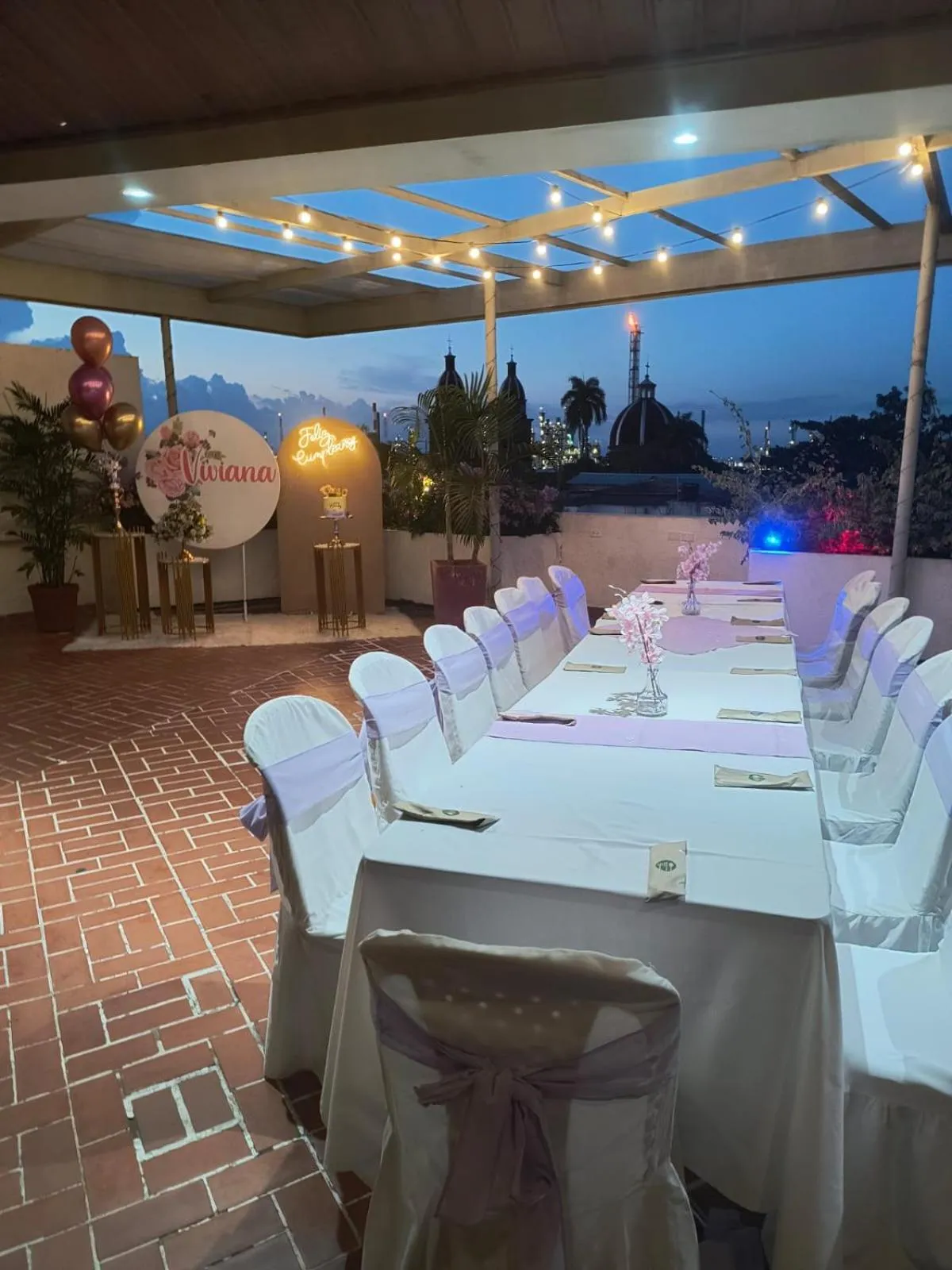 Restaurant/places to eat in Hotel San Carlos