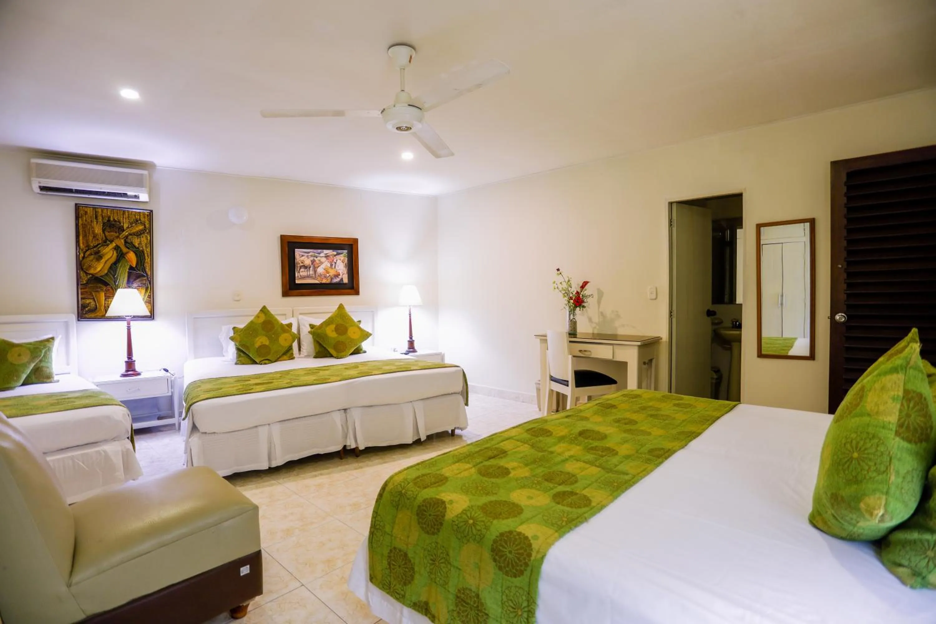 Family in Hotel San Carlos