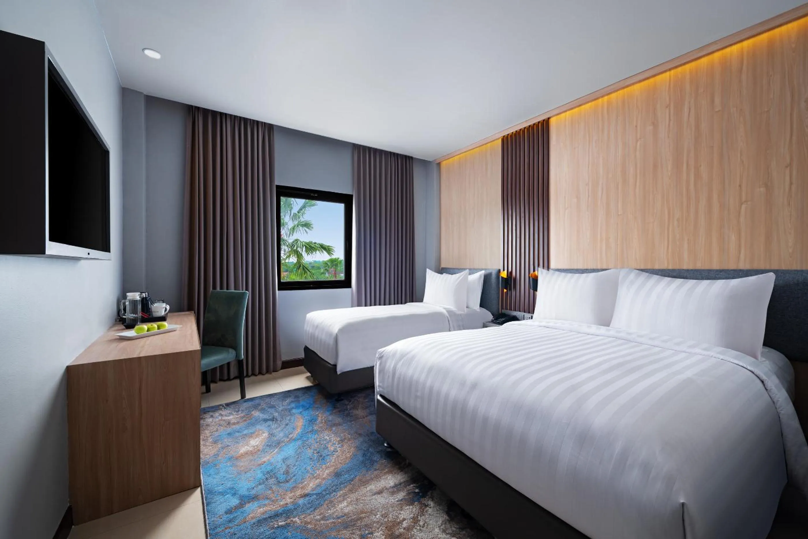 Bedroom, Bed in Aston Inn Rembang