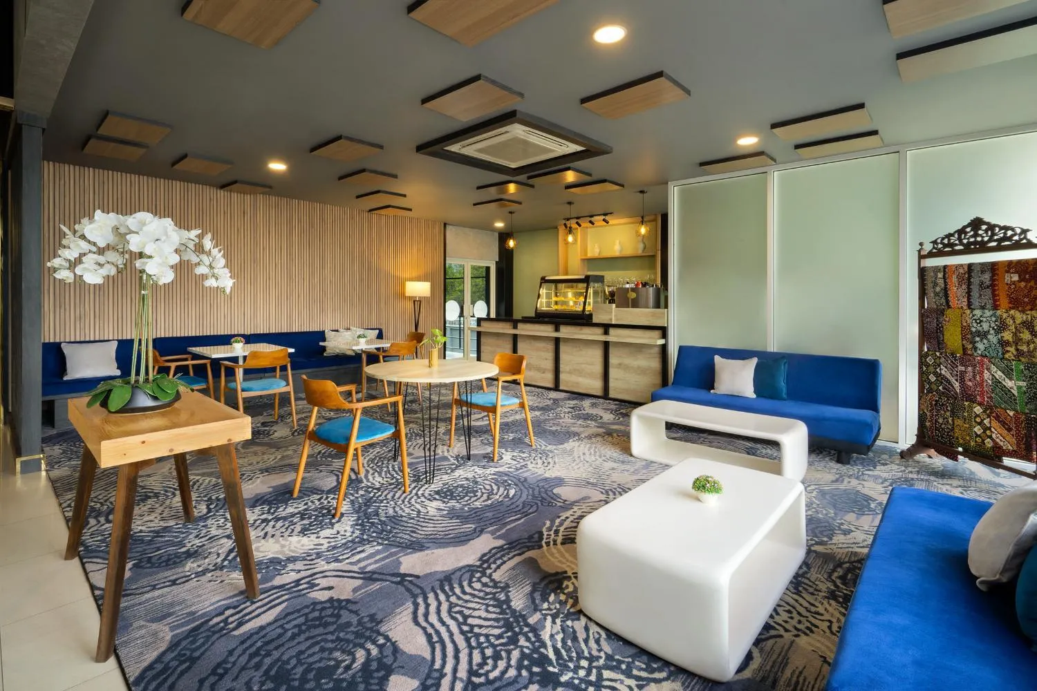 Lounge or bar in Aston Inn Rembang