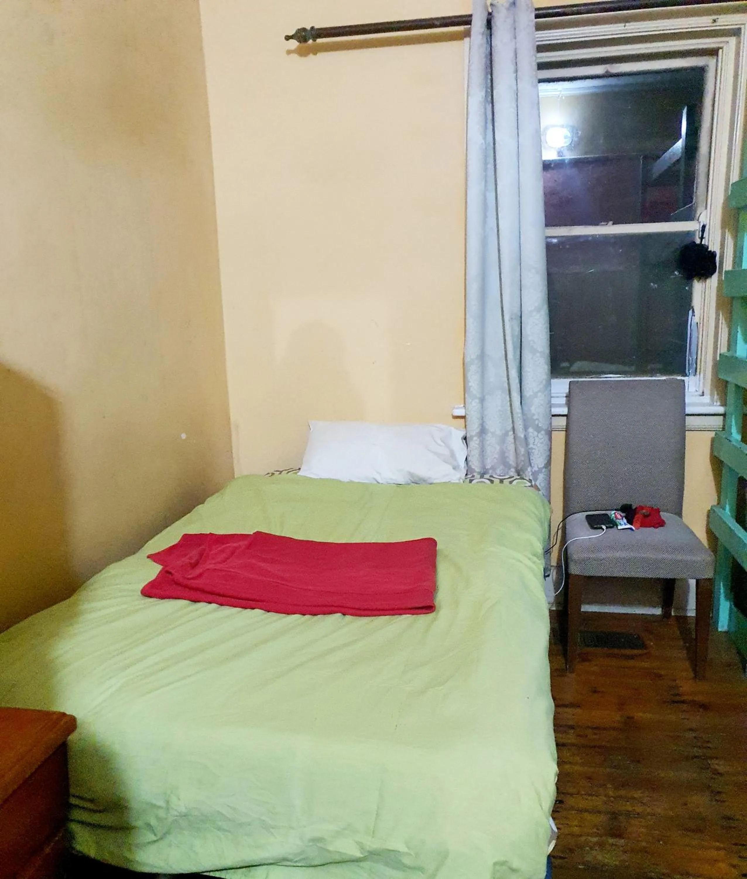 Bed in St Kilda East backpackers' hostel