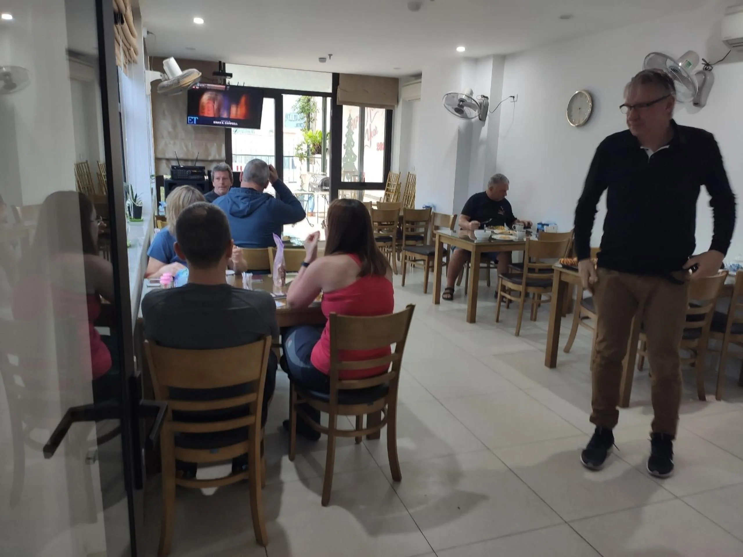 Restaurant/places to eat in Busan Hotel