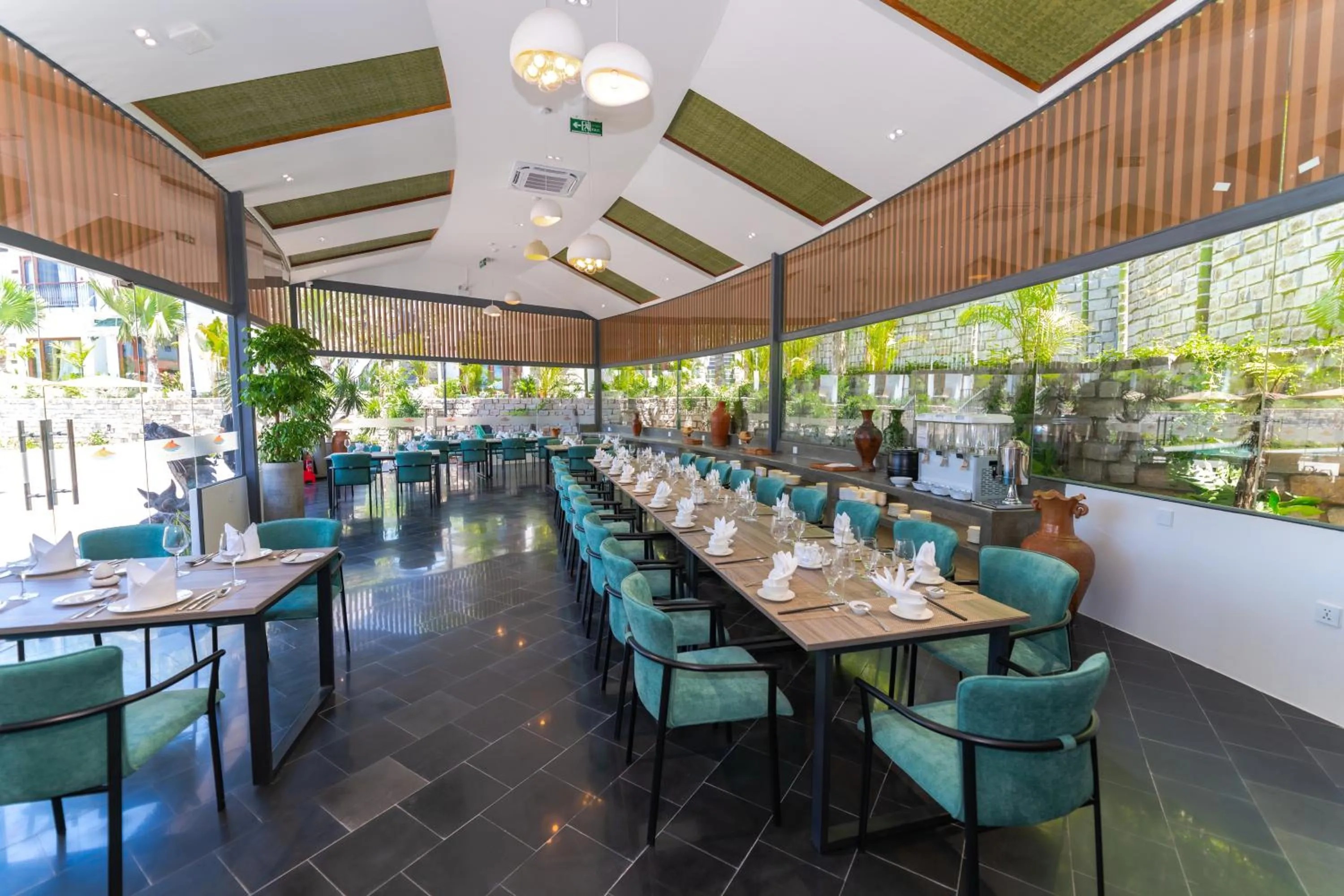 Restaurant/places to eat in Pandora Sand Hill Mũi Né Resort