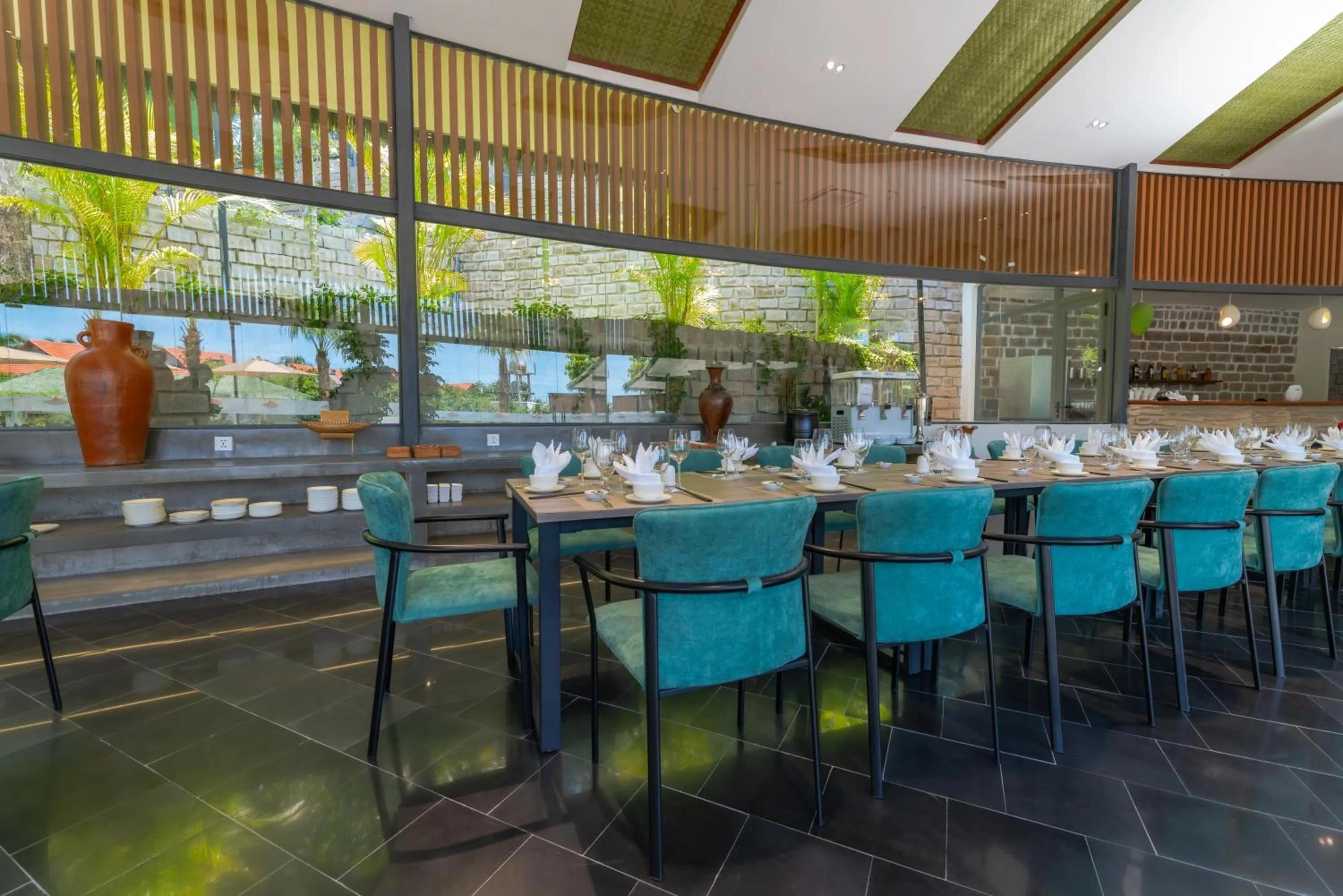 Restaurant/places to eat in Pandora Sand Hill Mũi Né Resort