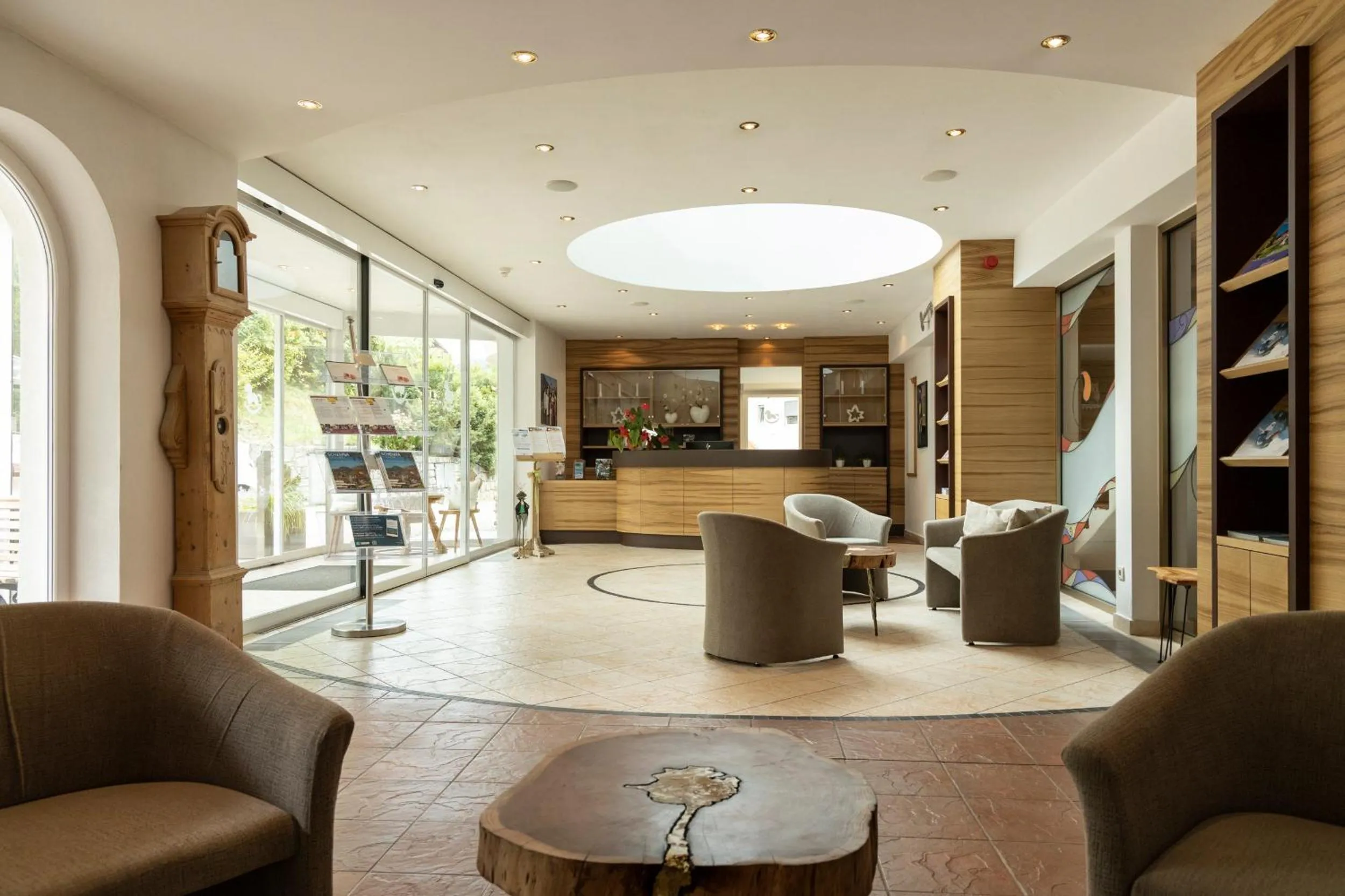 Lobby or reception in Family Hotel Gutenberg