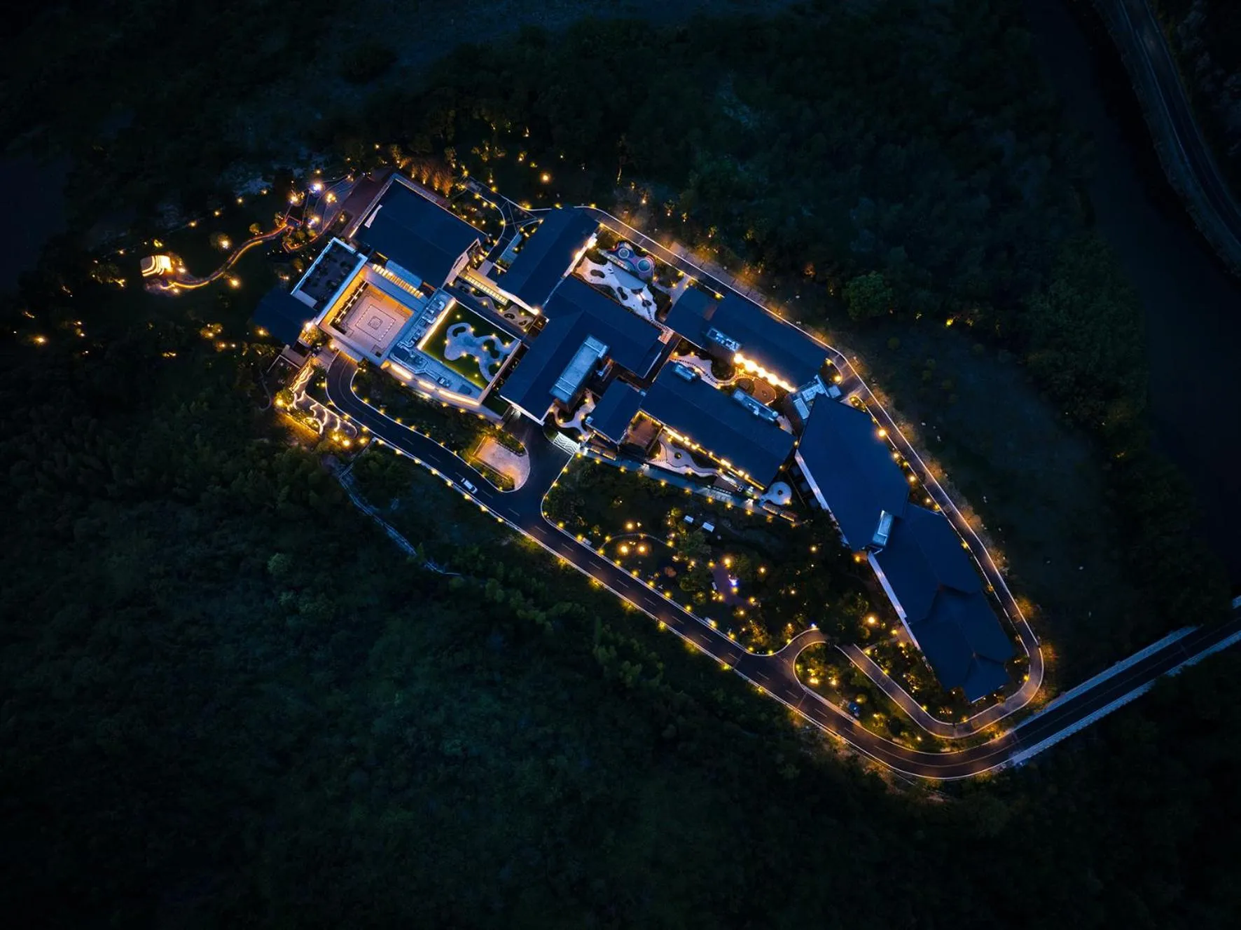 Night in Garrya Xianju