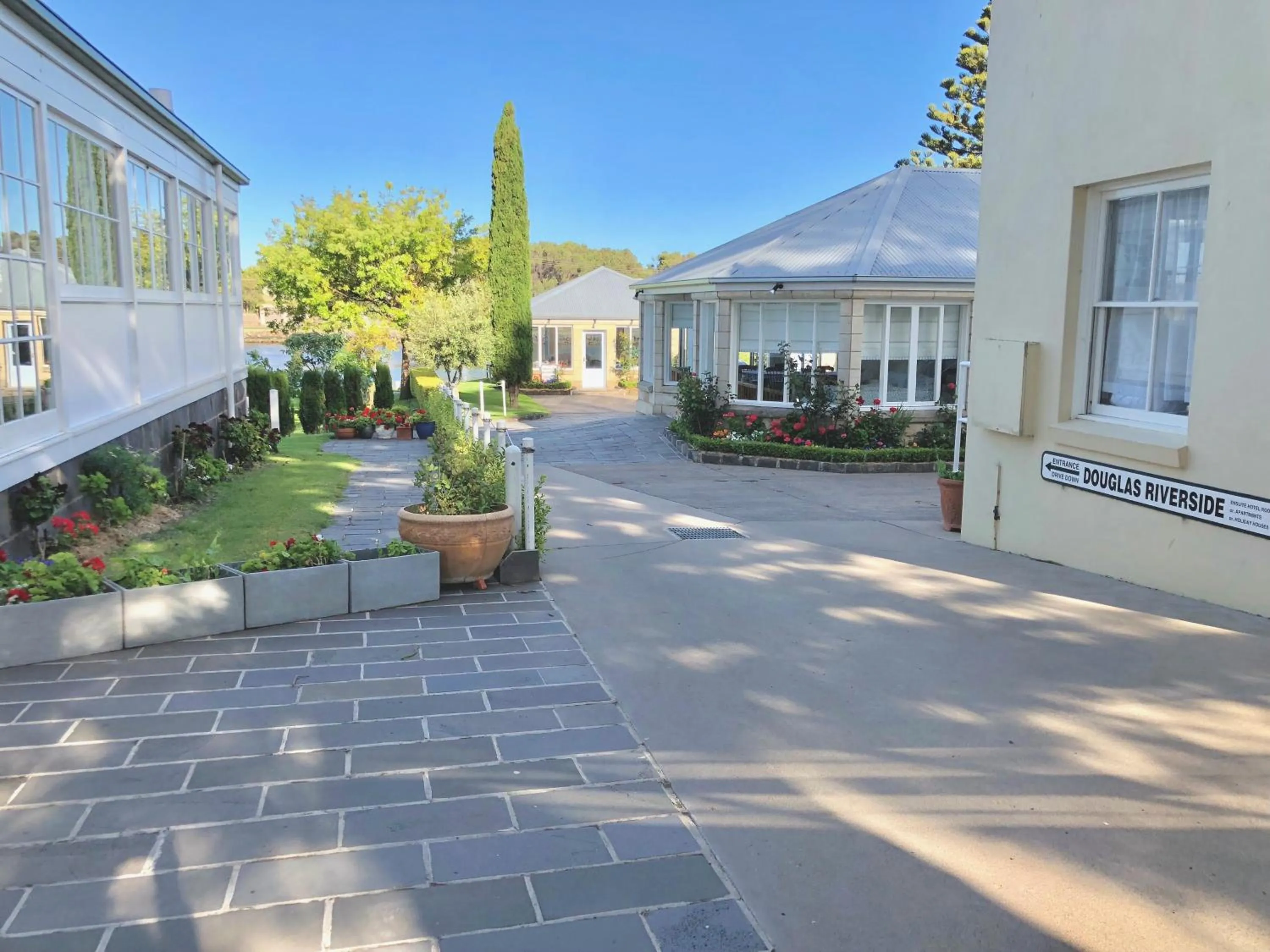 Property building in Douglas Riverside
