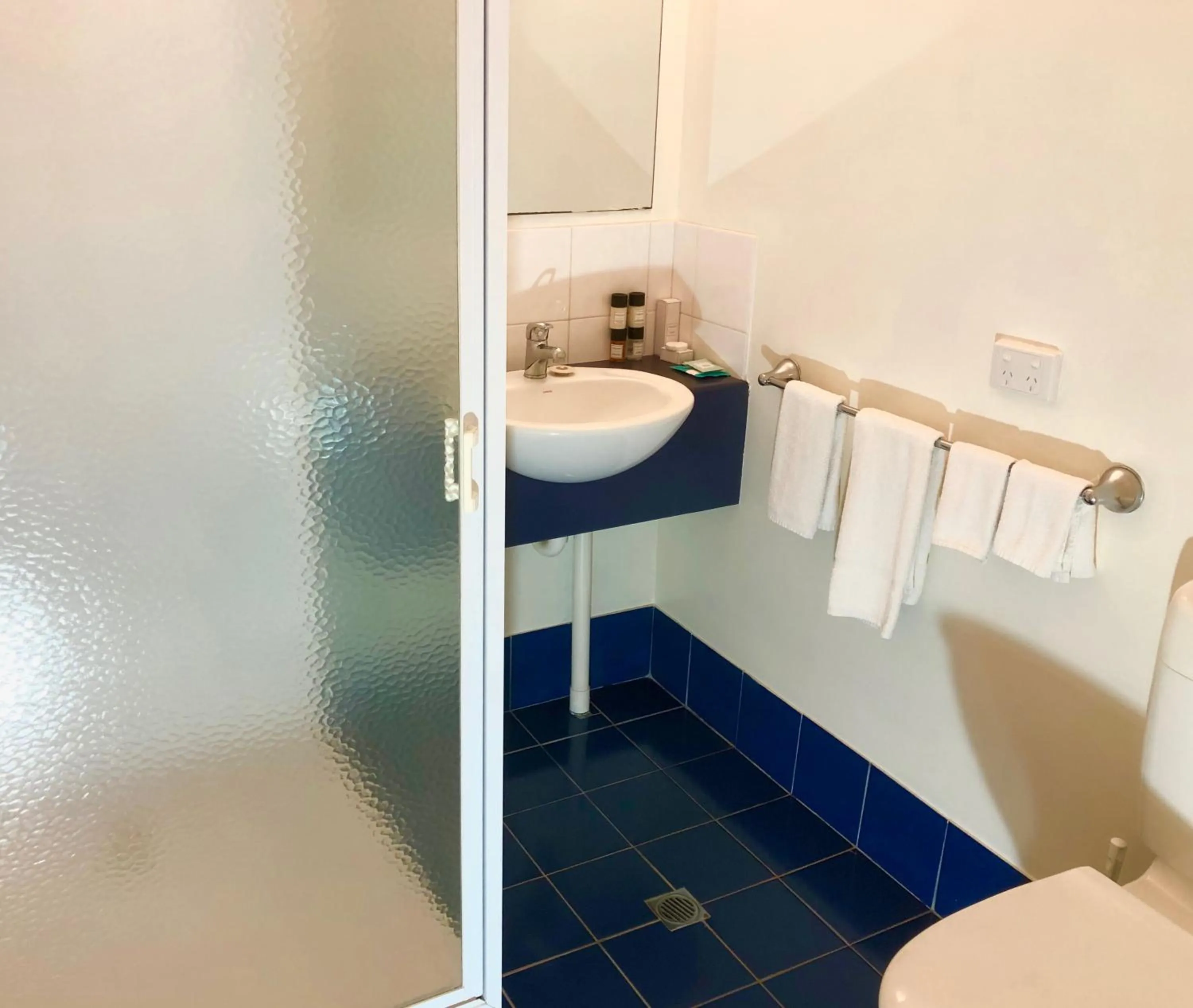 Toilet in Douglas Riverside