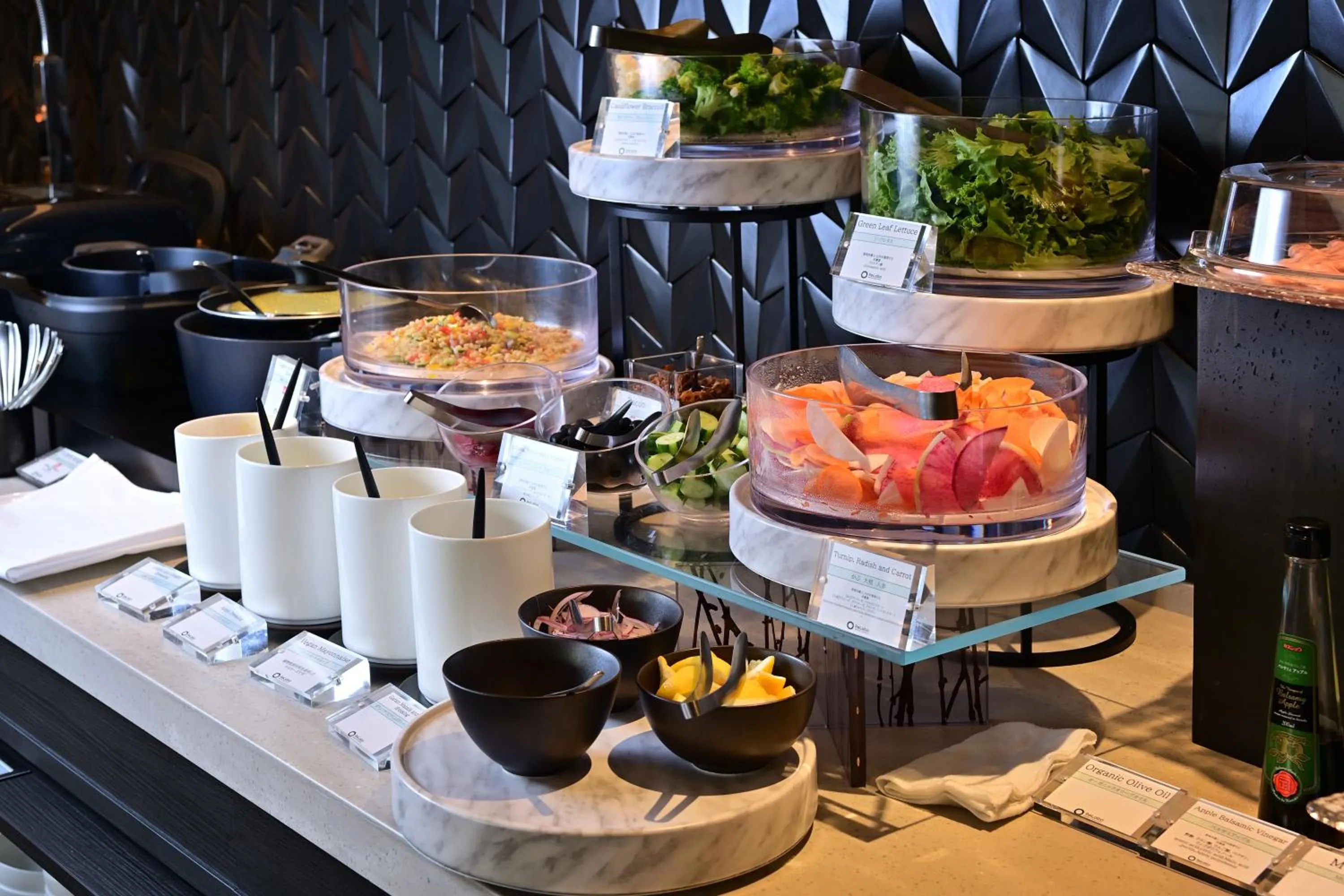 Restaurant/places to eat in ReLabo -Medical Spa & Stay-