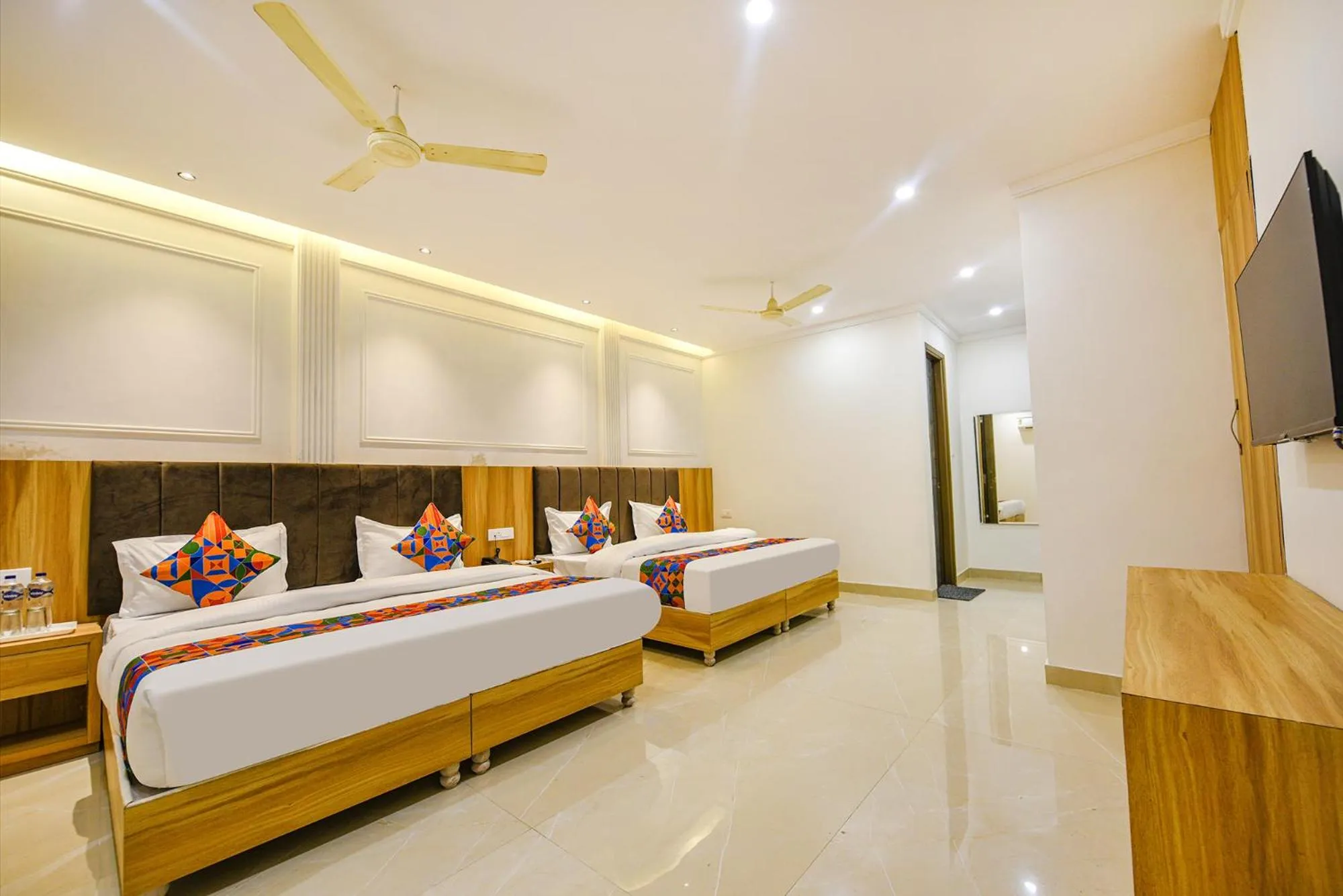 Bed in FabHotel Midway