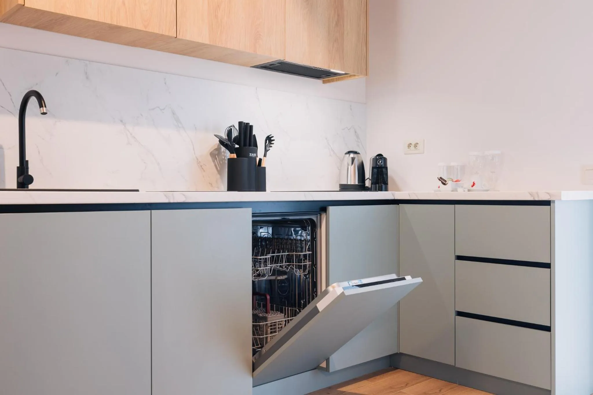 Kitchen or kitchenette in Syndicate Lodging Aparthotel