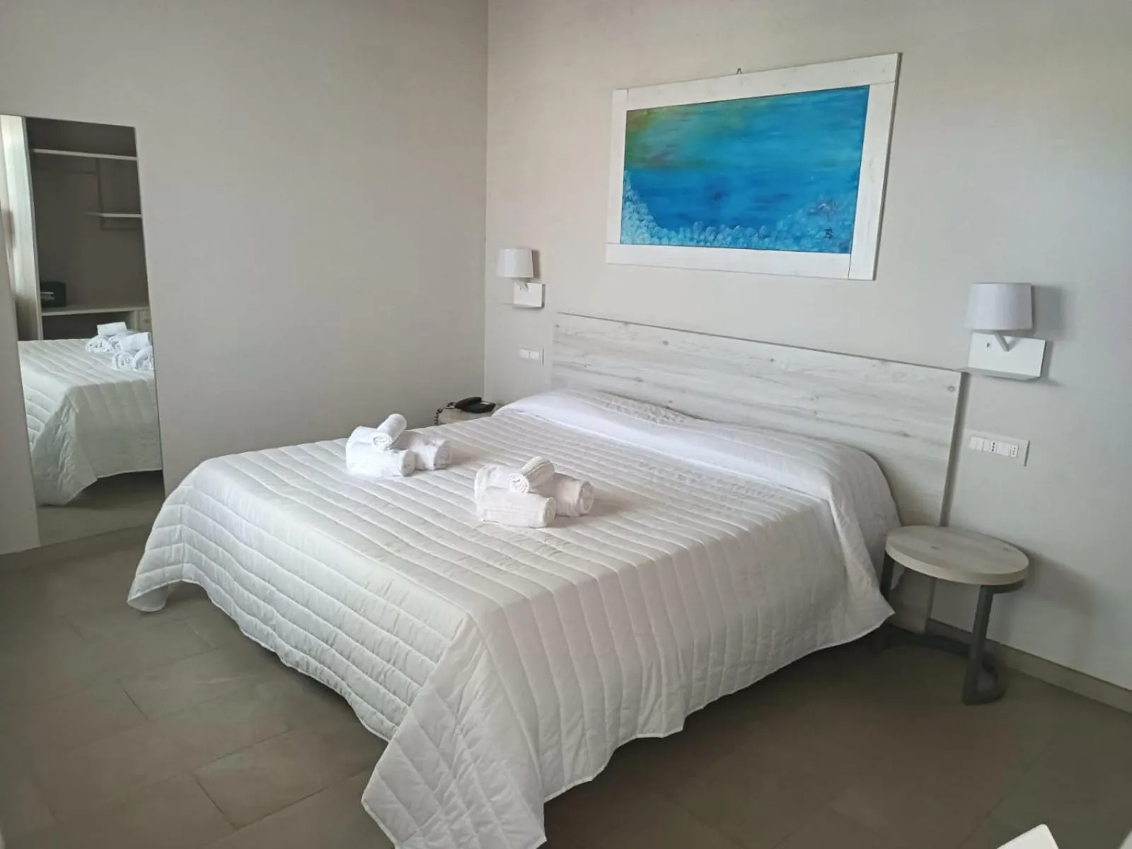 Bed in Borgo di Riaci Beach Resort