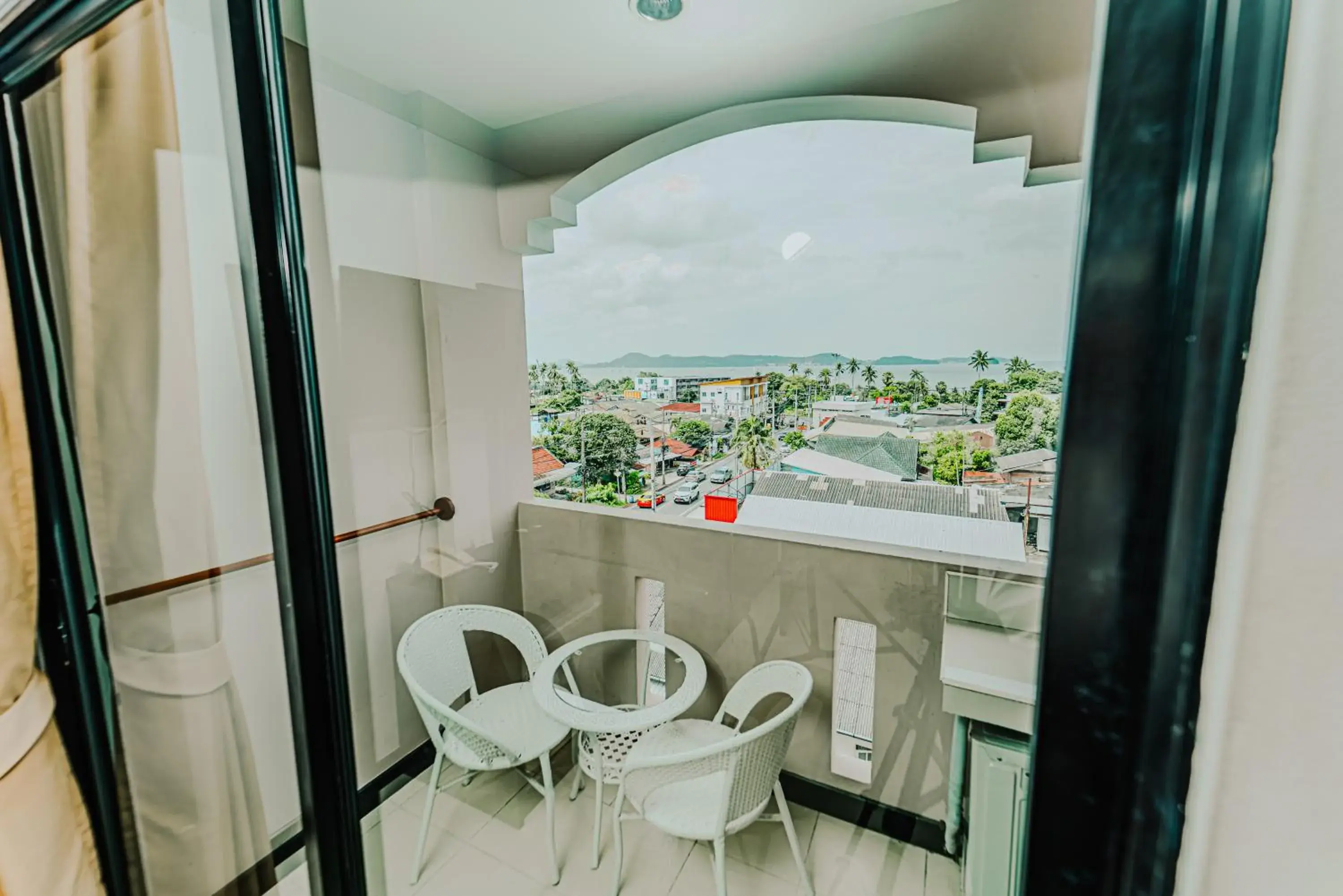 Deluxe Double or Twin Room with Sea View in Saiyuan Residence Phuket Deluxe Double or Twin Room with Sea View in Saiyuan Residence Phuket