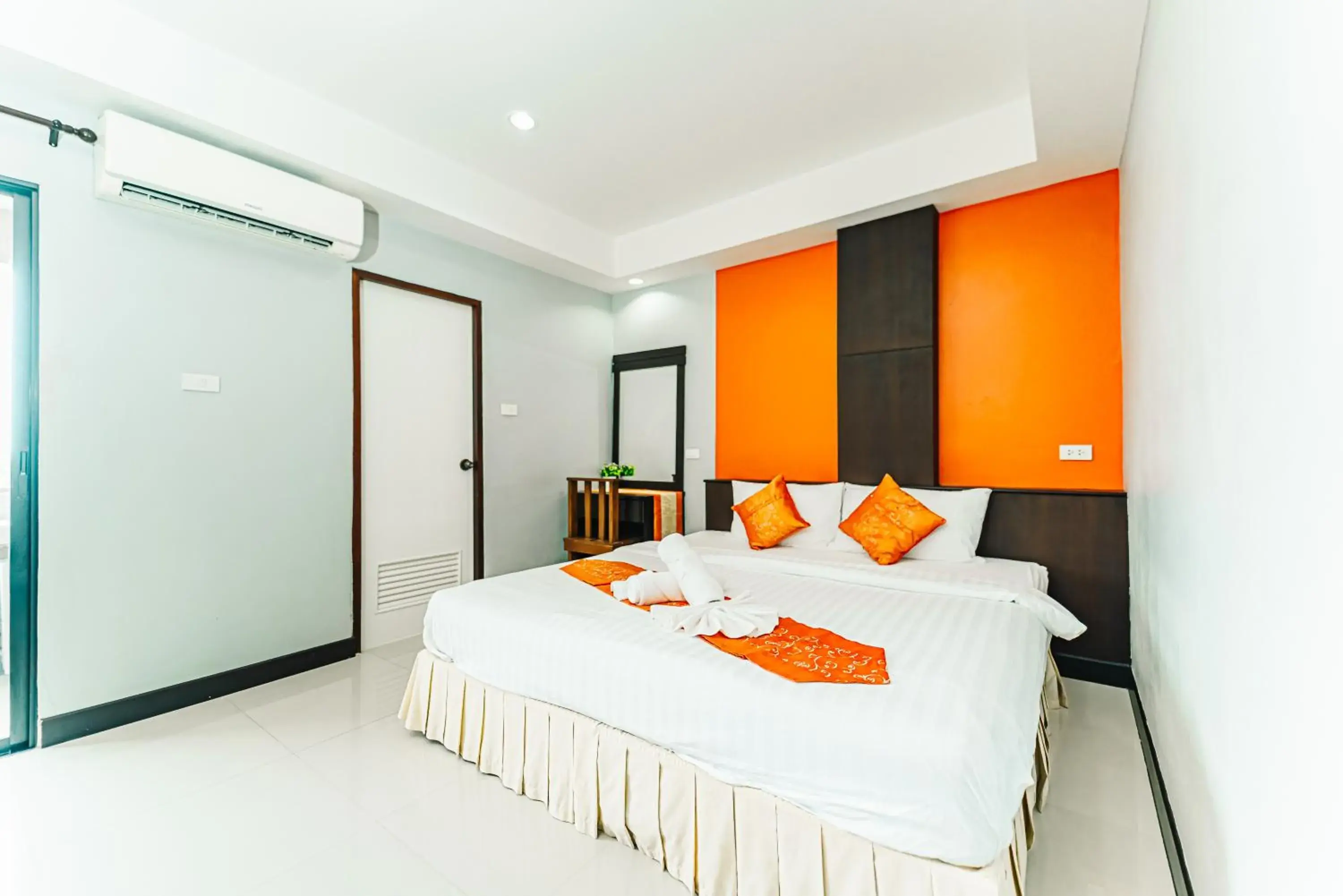 King Room with Sea View in Saiyuan Residence Phuket King Room with Sea View in Saiyuan Residence Phuket