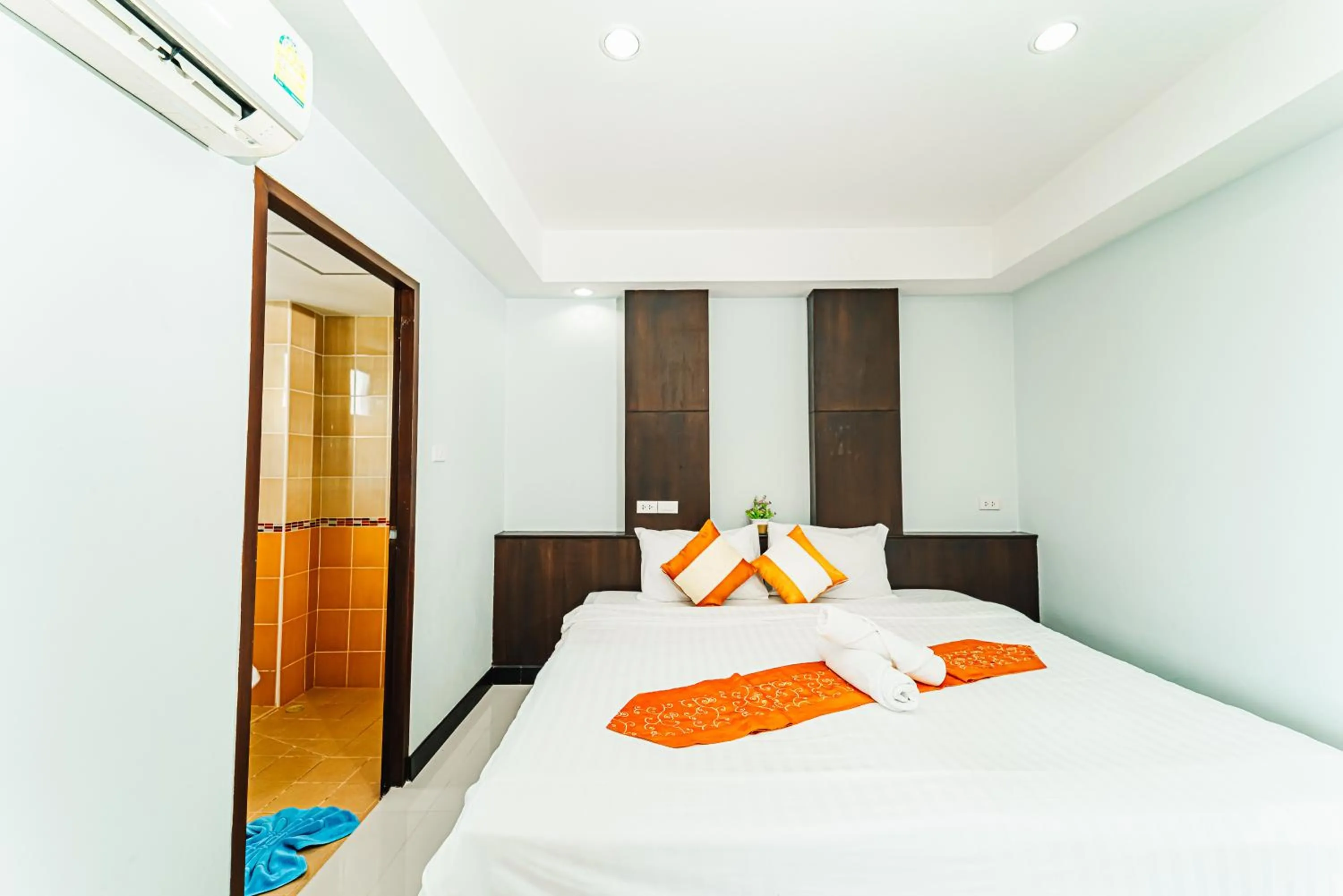 Bed in Saiyuan Residence Phuket