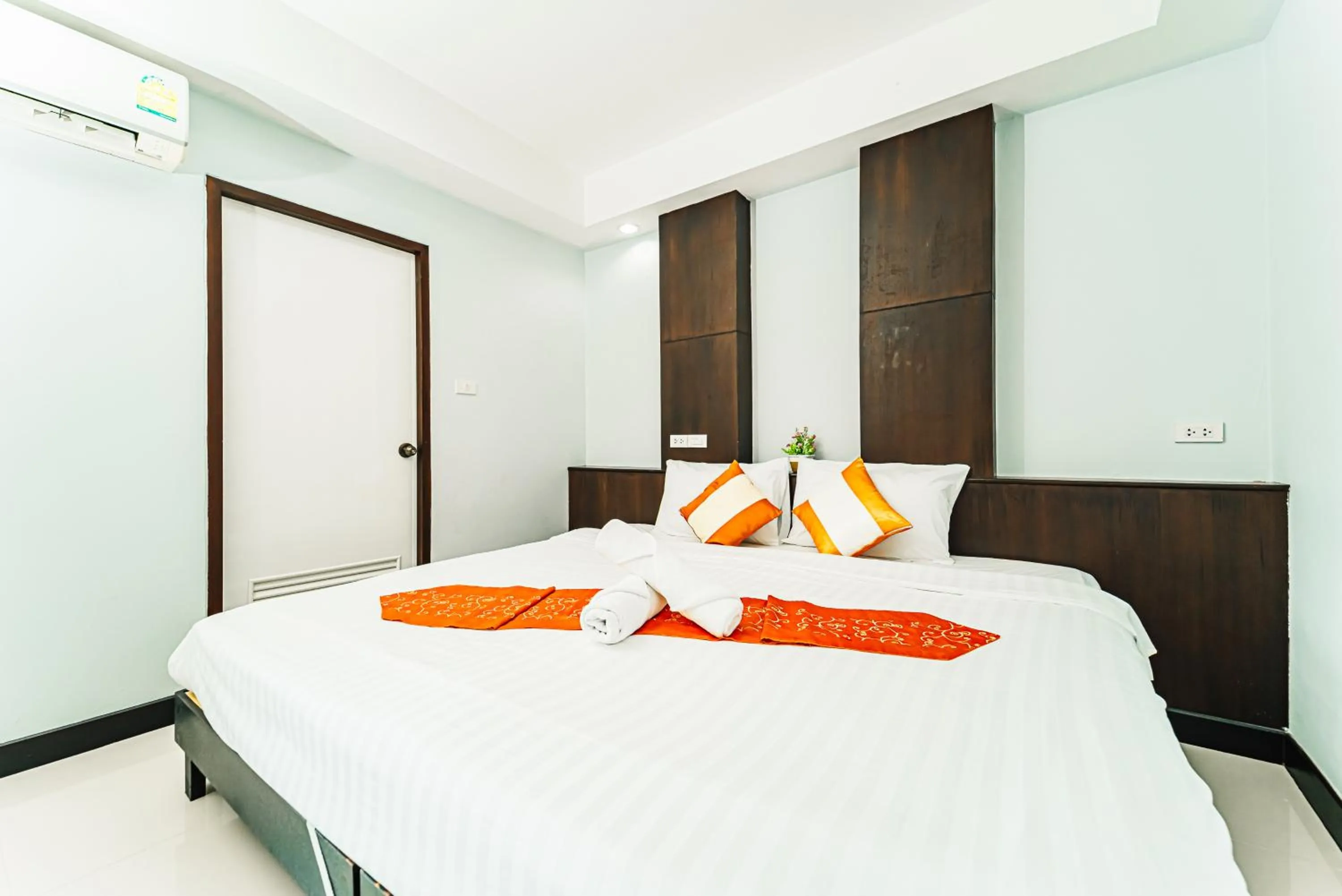 Bed in Saiyuan Residence Phuket