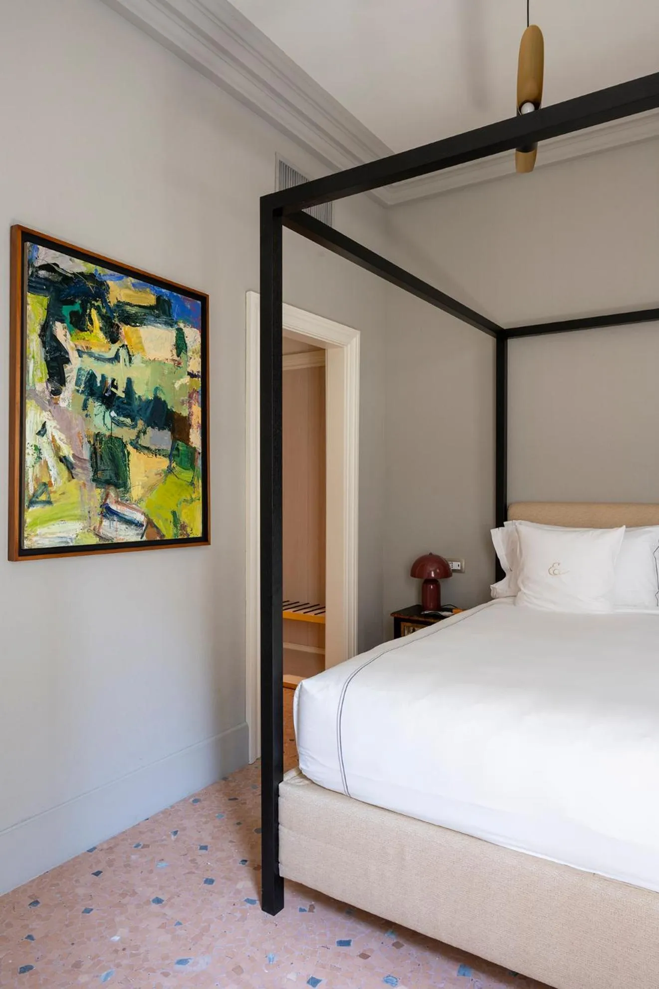 Bed in Elizabeth Unique Apartments - a Member of Design Hotels