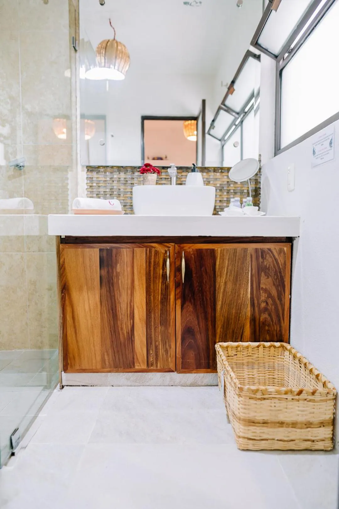 Bathroom in La Casa Carlota