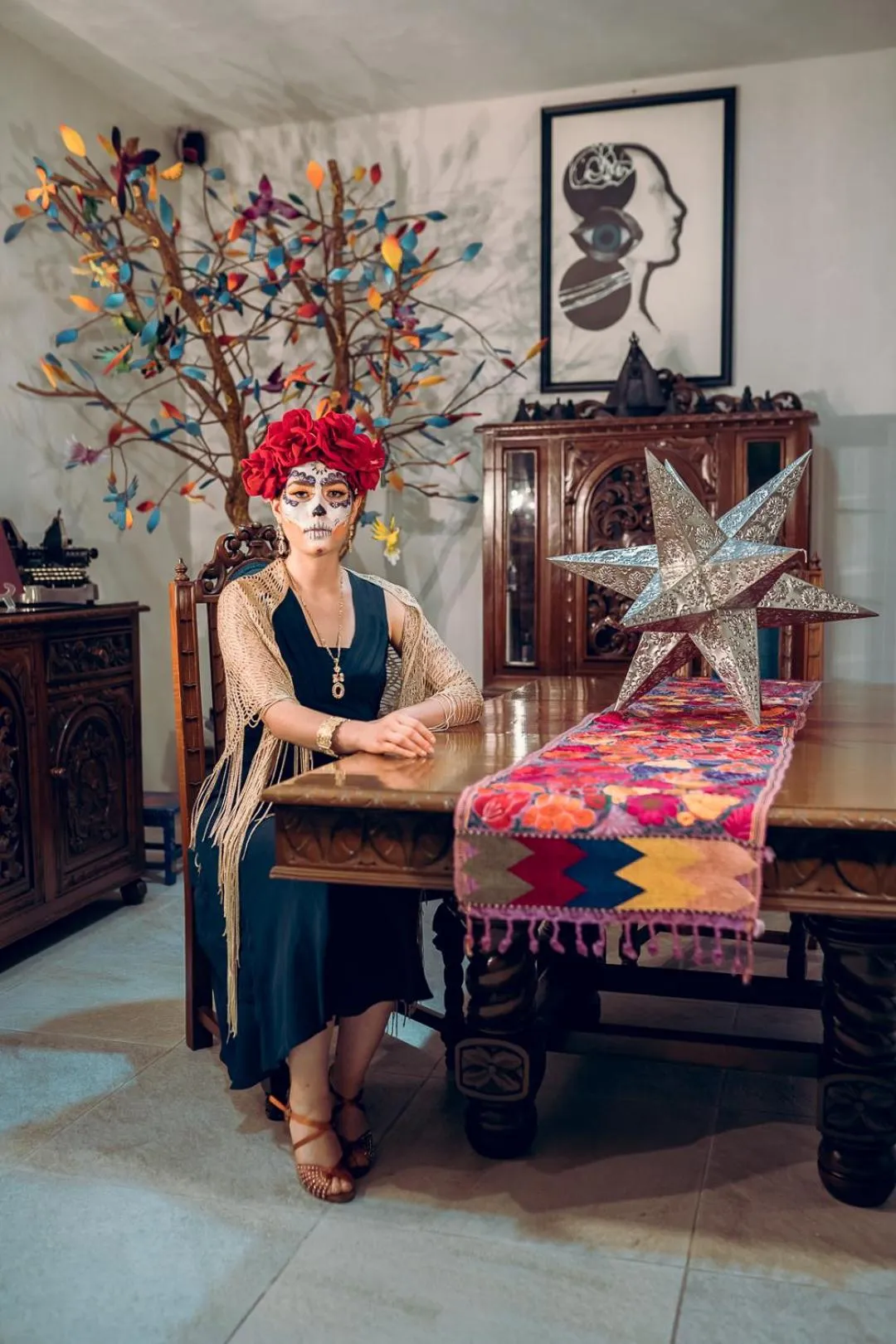 People in La Casa Carlota