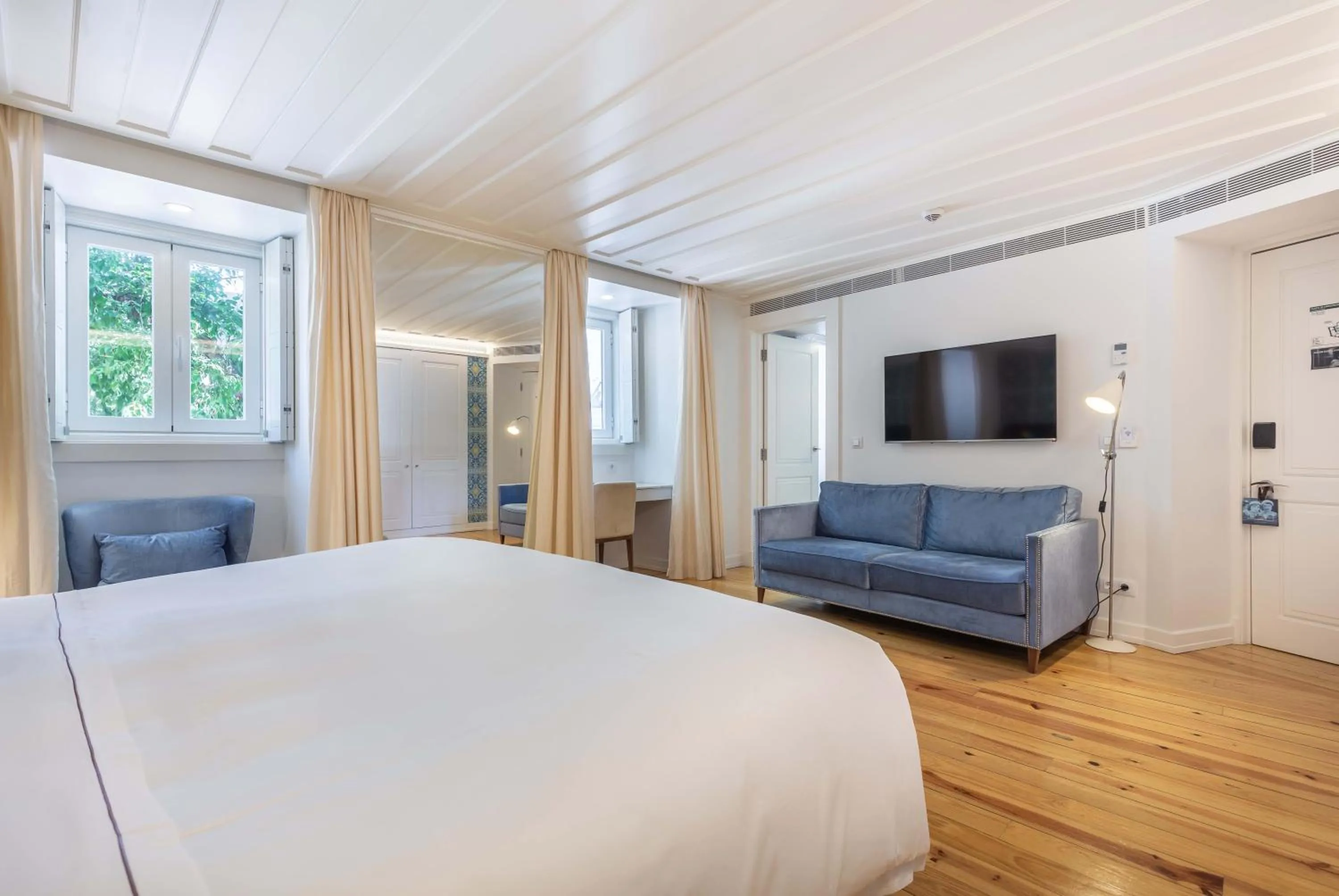 Bedroom, Bed in Santiago de Alfama - Boutique Hotel