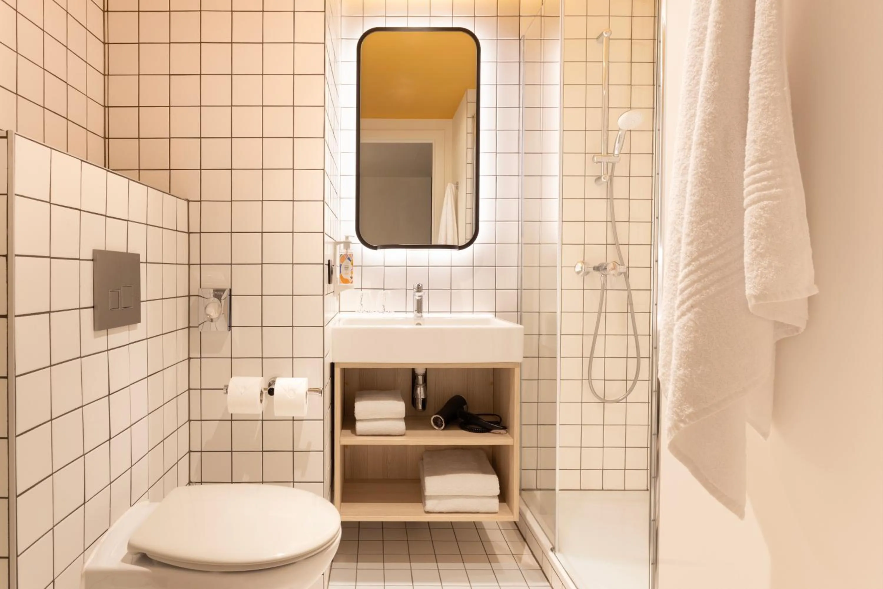 Toilet in Aparthotel Adagio Access Brussels Airport