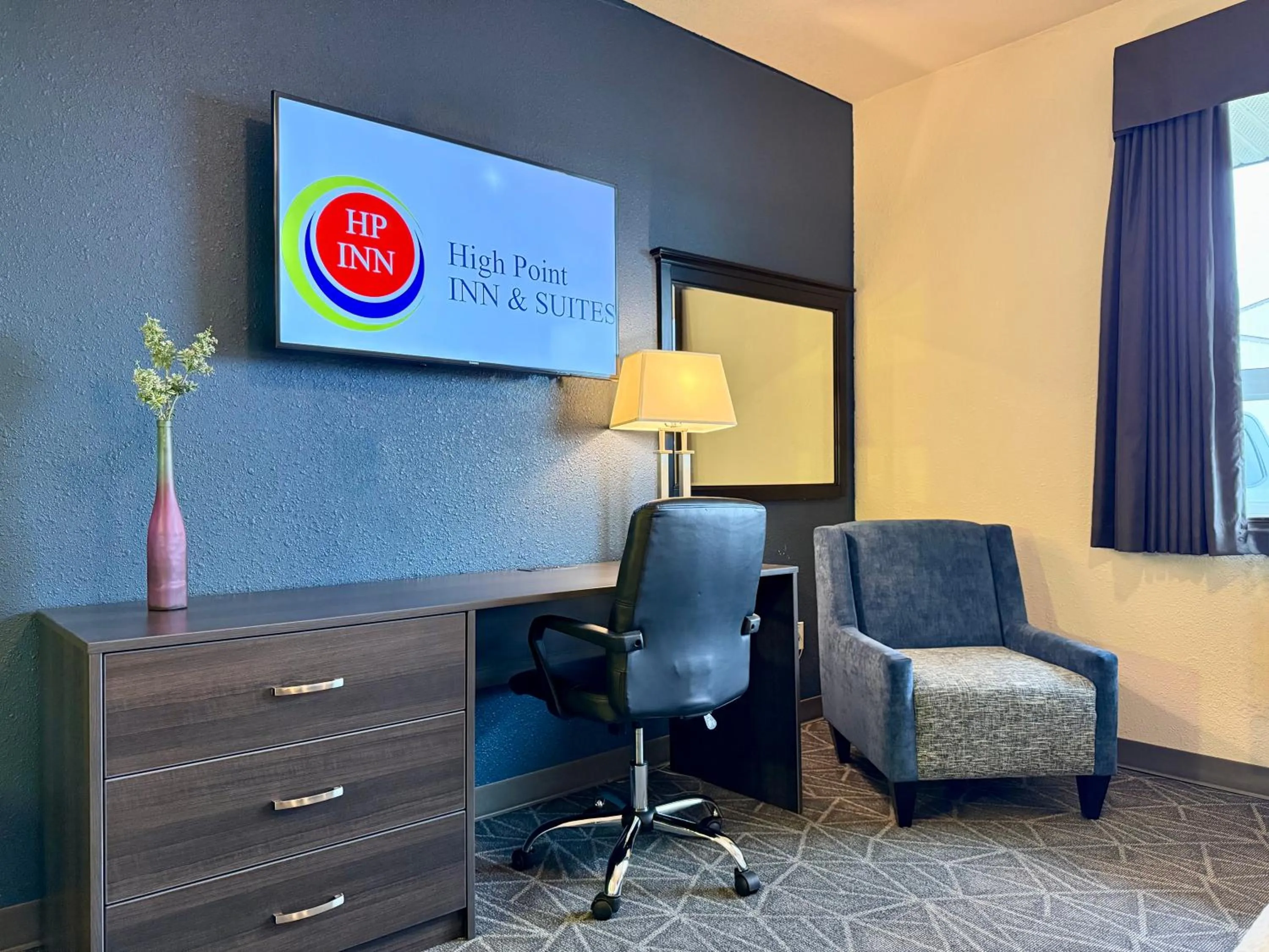 furniture in High Point Inn & Suites Peace River