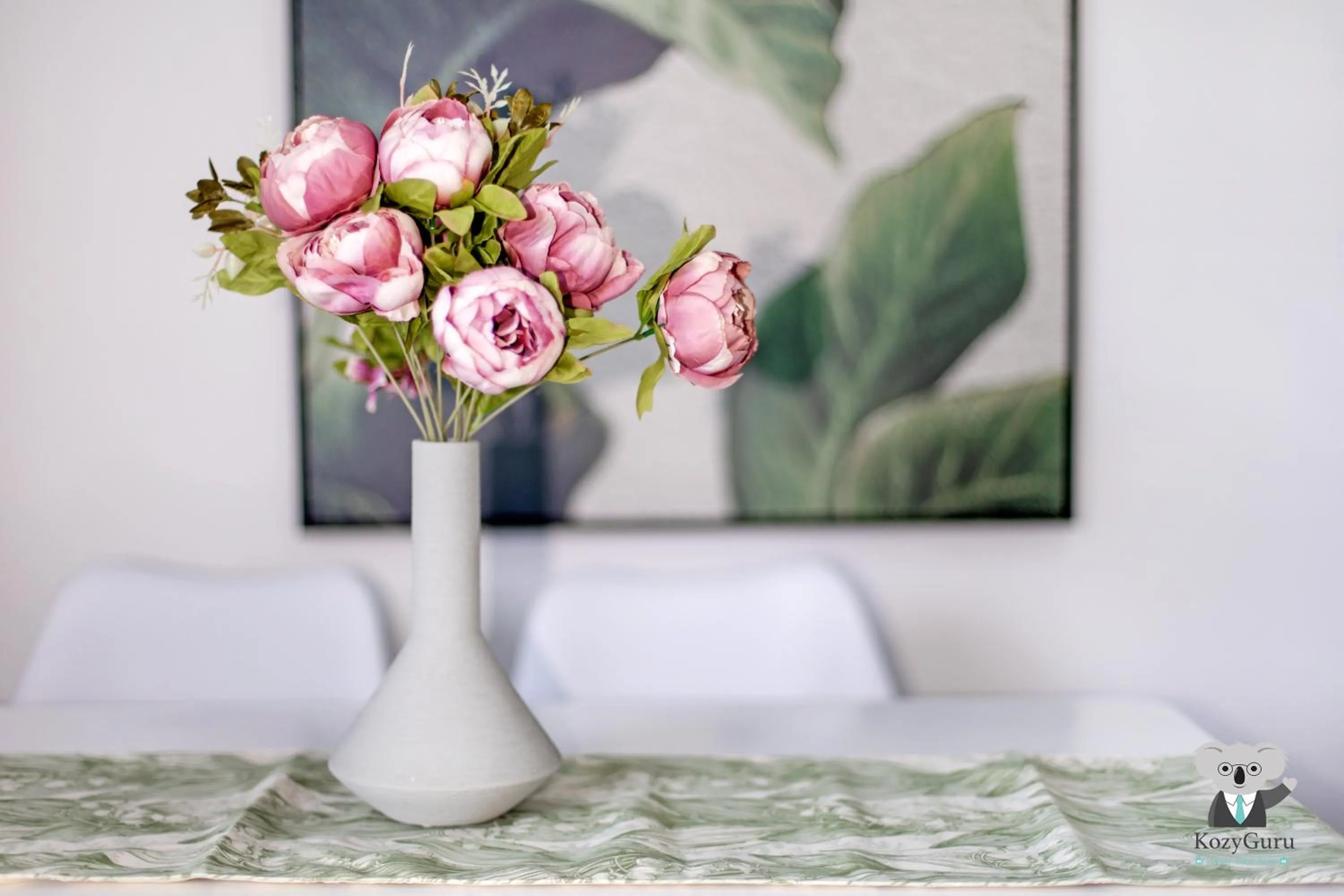 Bed in KozyGuru | Harris Park | Charming 1R Two-story Apt