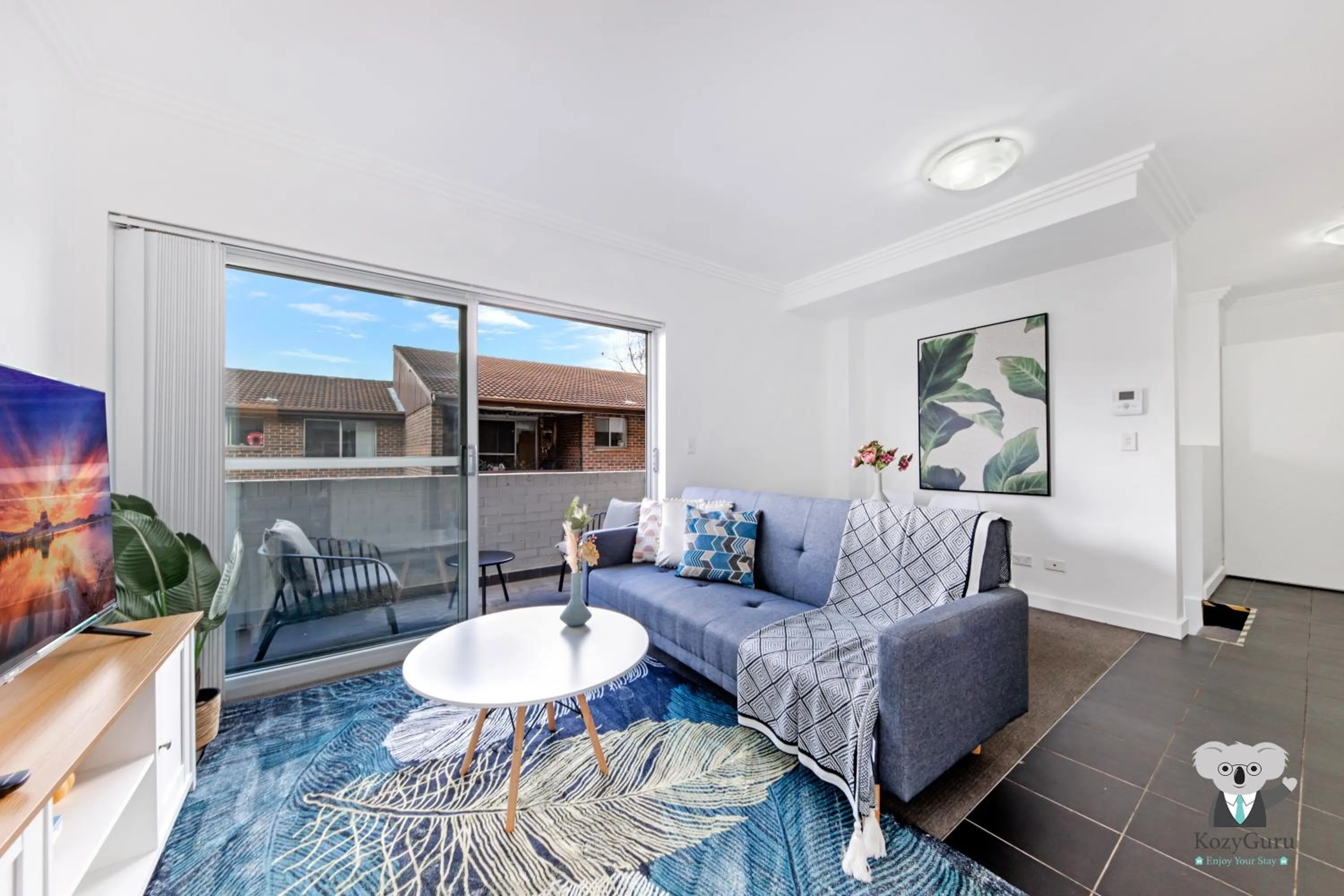 KozyGuru | Harris Park | Charming 1R Two-story Apt