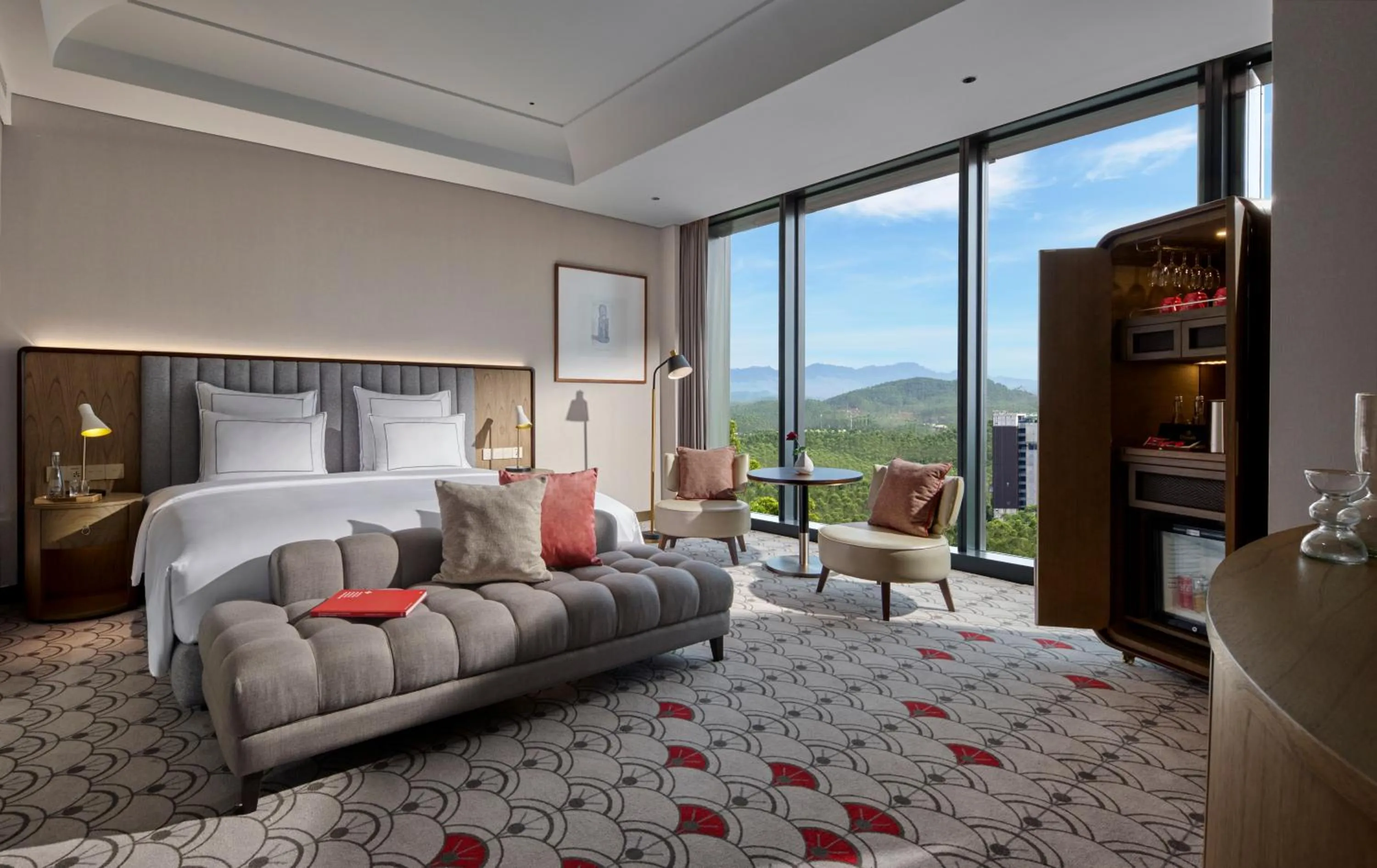 Bedroom, Bed in Swissôtel Nusantara