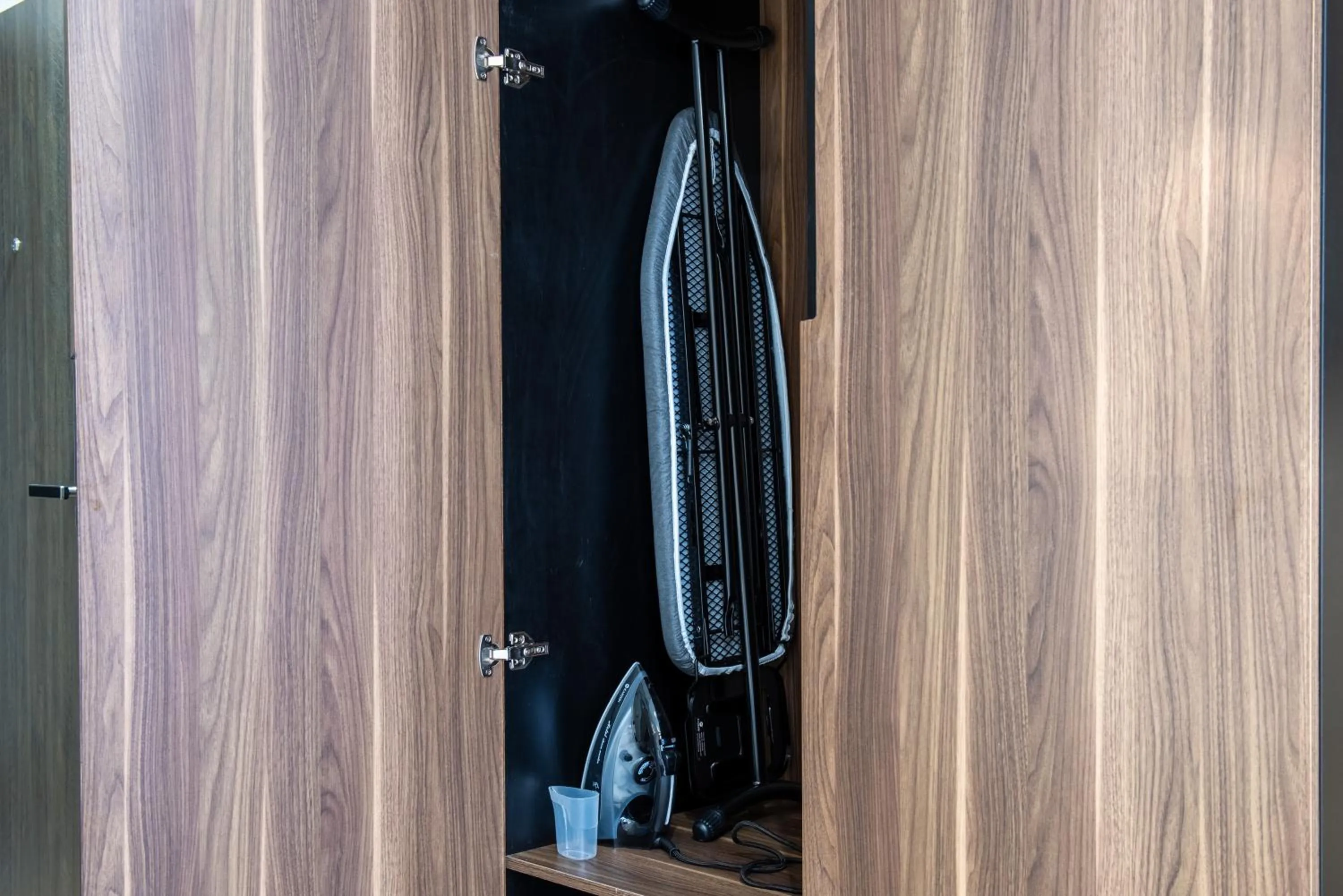 wardrobe in Silk Road Premium Hotel