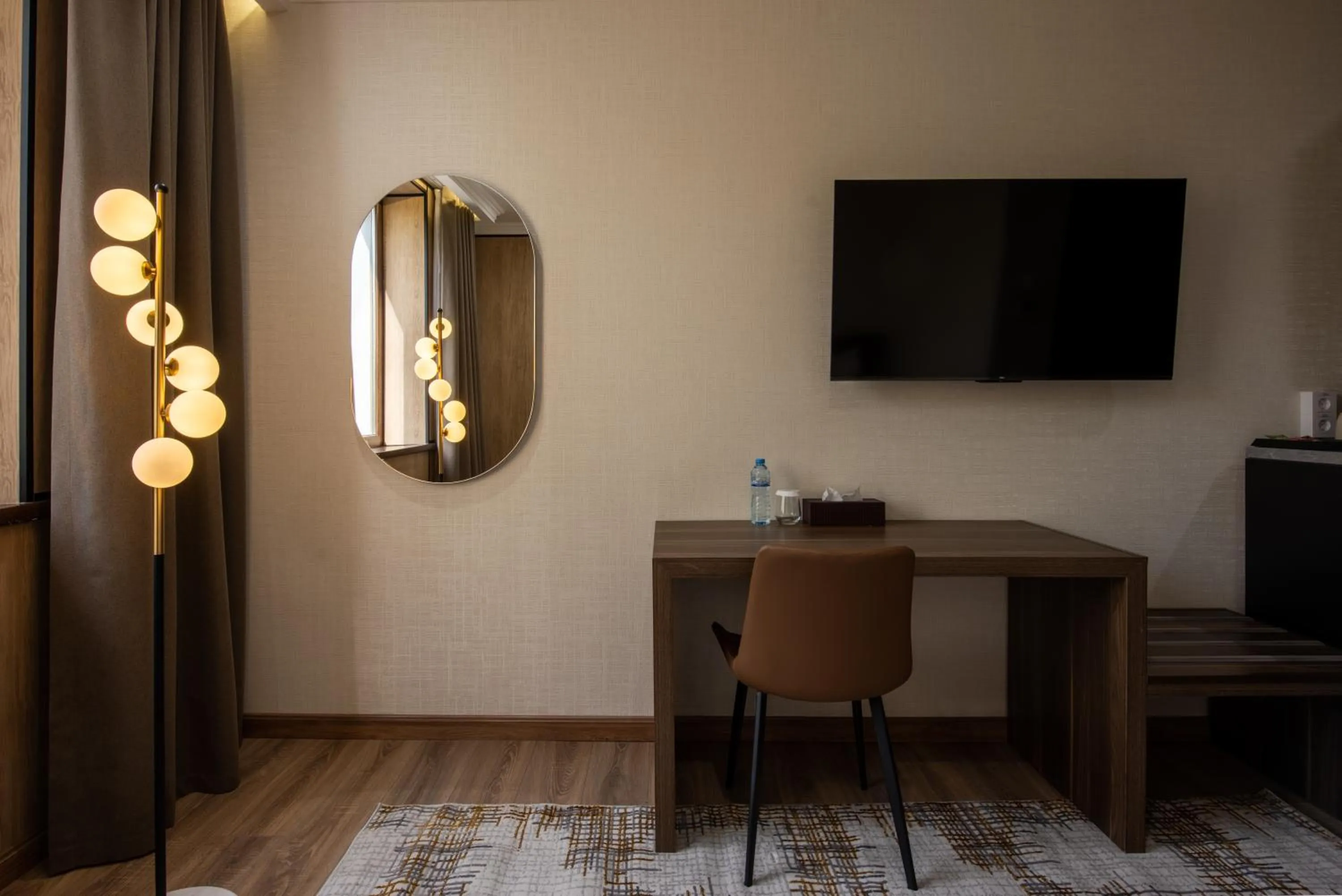 TV and multimedia in Silk Road Premium Hotel