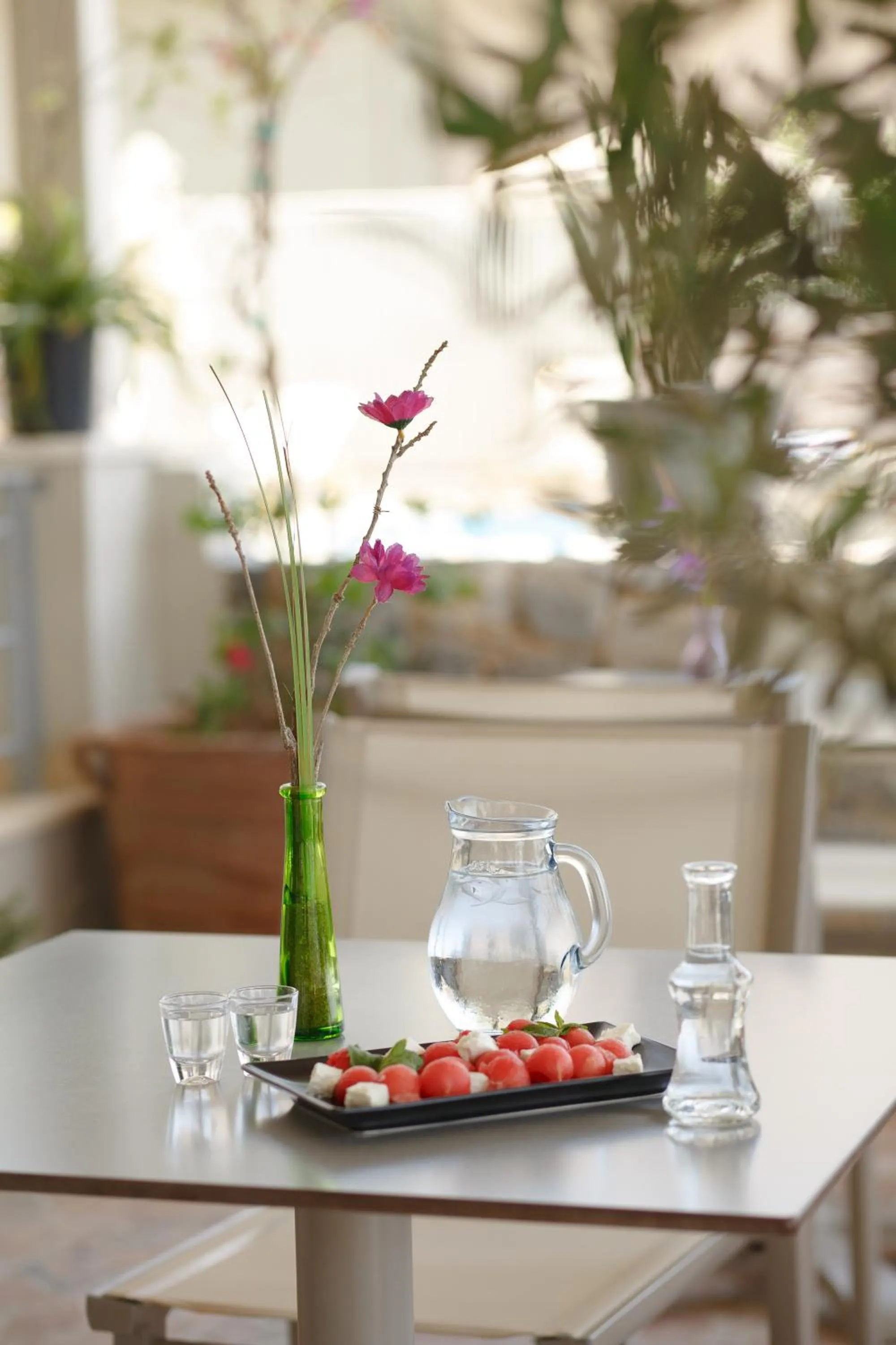 Restaurant/places to eat in Lamon Hotel